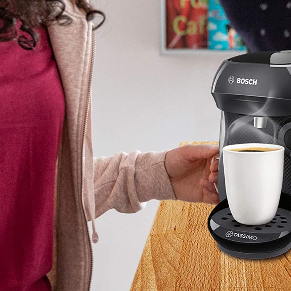 Por menos de 40 euros, esta cafetera de cápsulas barata Bosch Tassimo te  ofrece café en un minuto por las mañanas