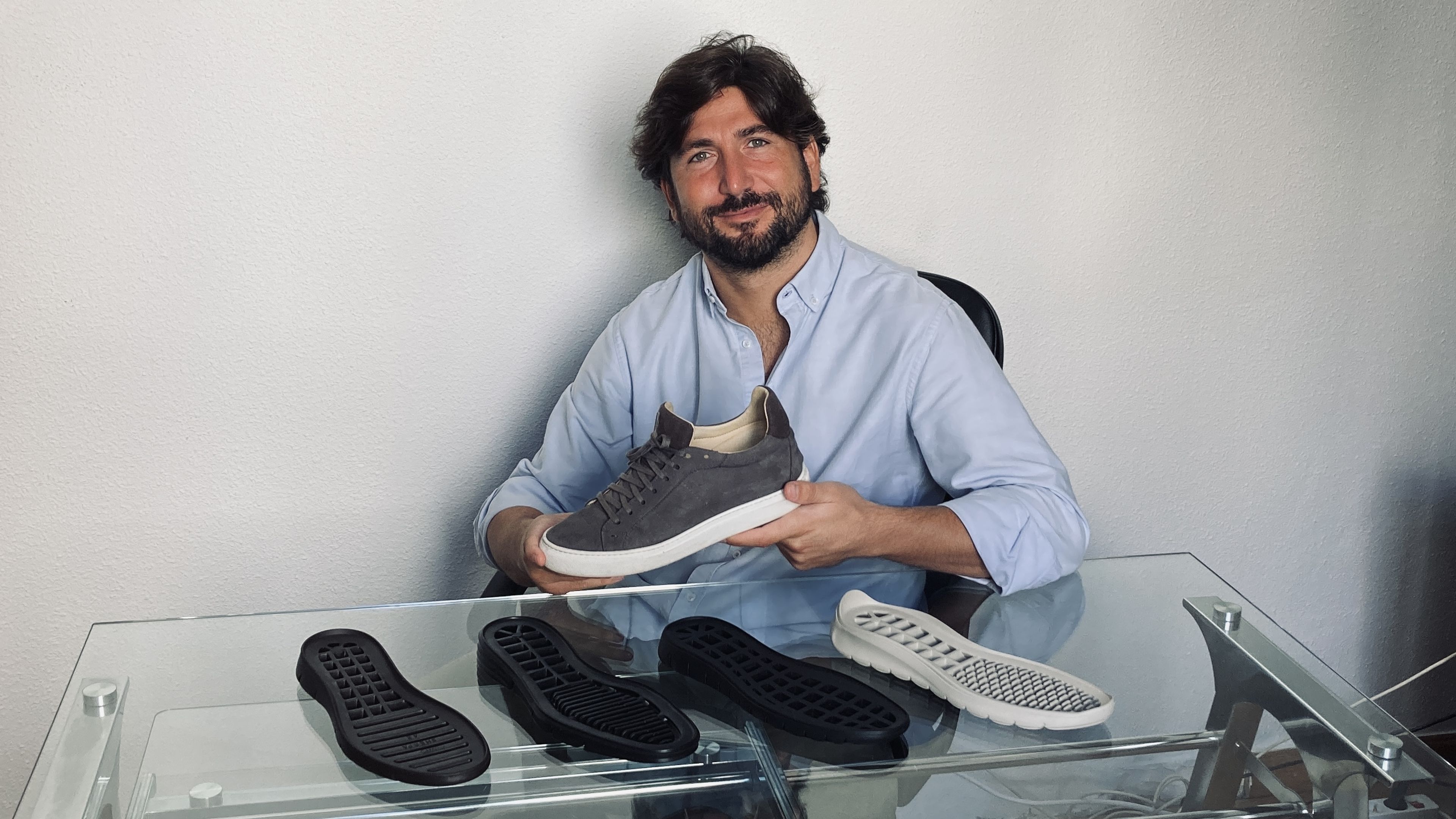 En imagen, Daniel Palau, confundador de Kosen Shoes.