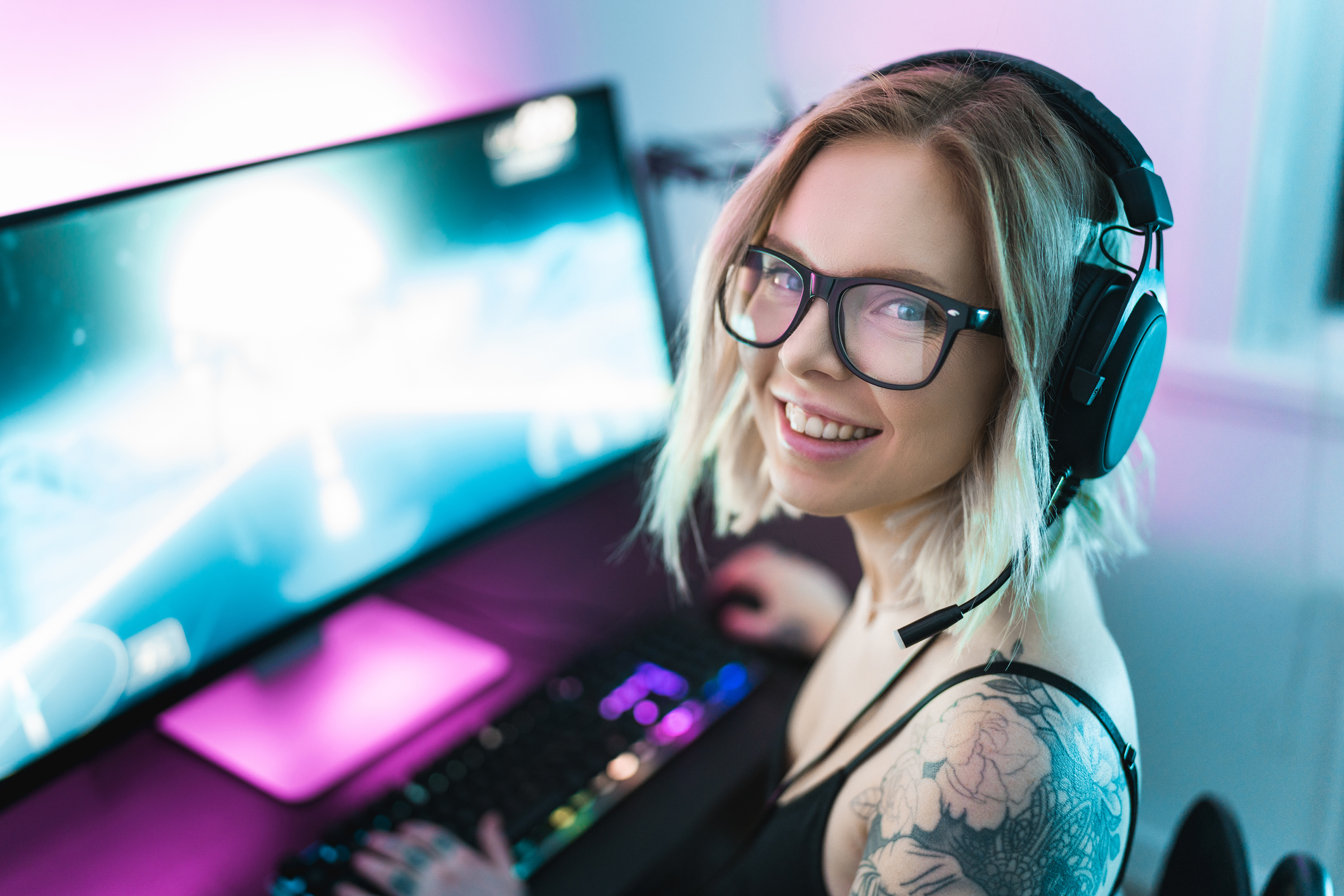 Blonde Gamer Girl