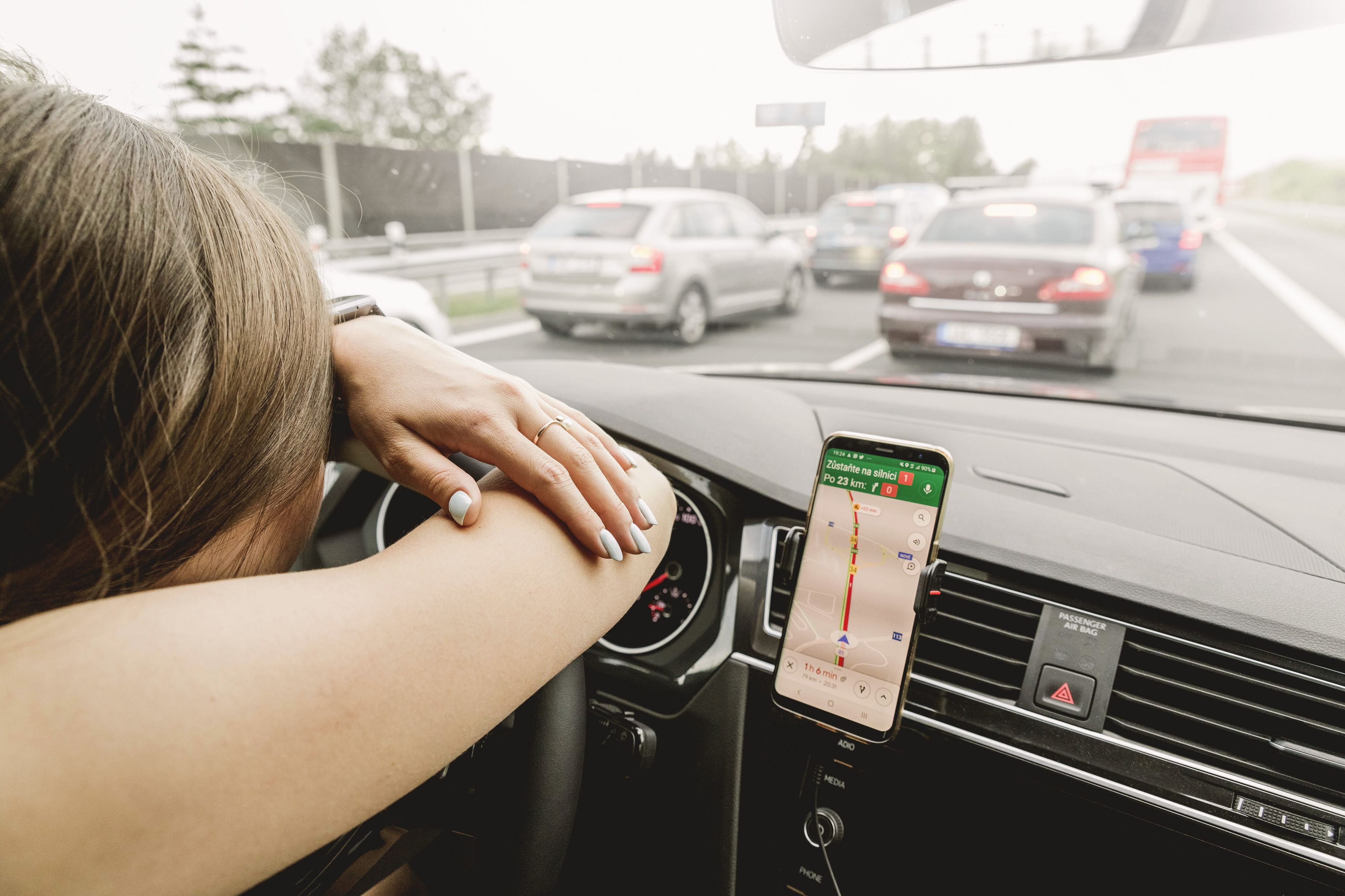 Waze ha llegado a un acuerdo con la aplicación de meditación Headspace para añadir contenidos de mindfulness a sus usuarios mientras viajan.