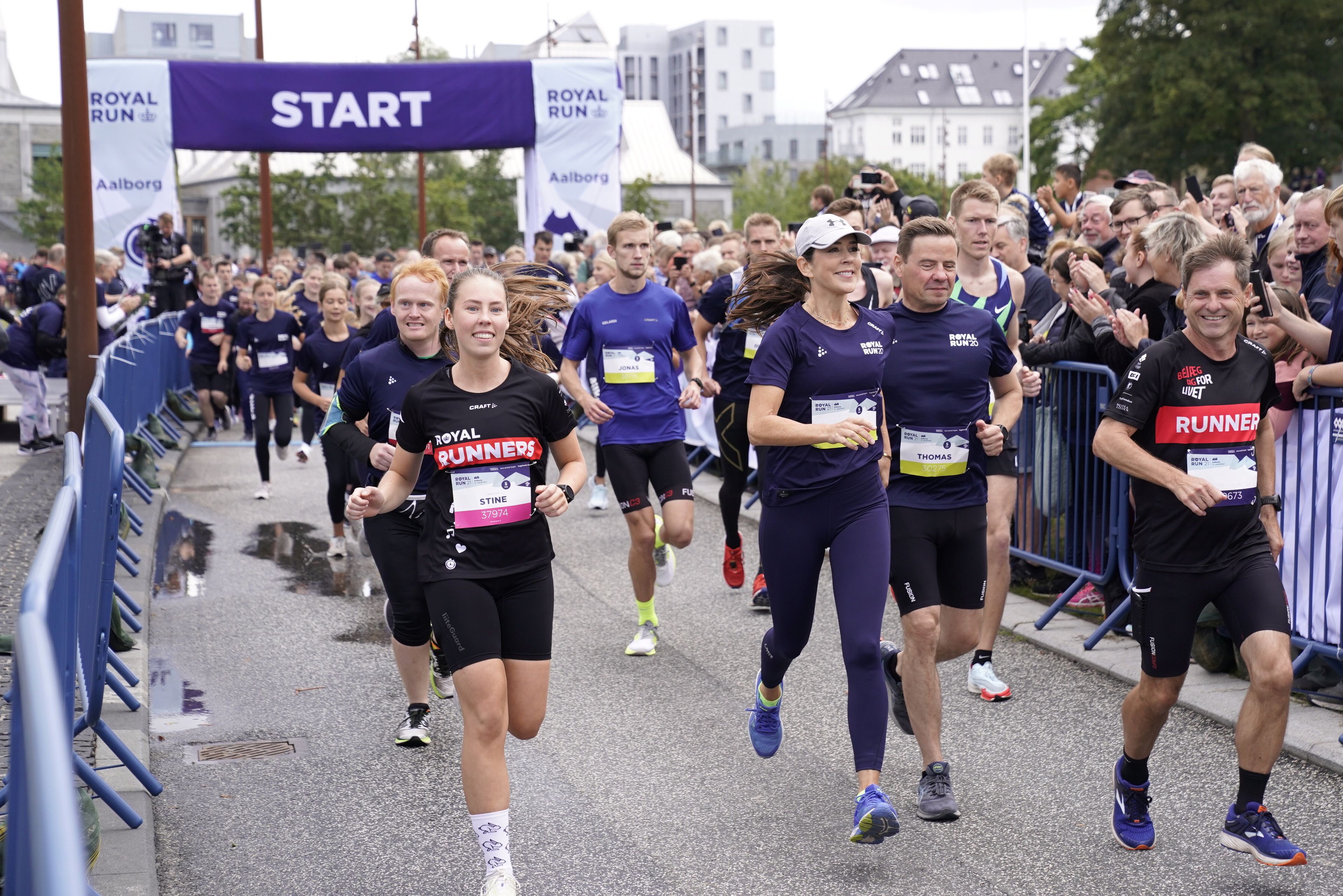 Royal Run en Dinamarca, a la que asisten la princesa y el príncipe herederos, Mary y Frederik, de Dinamarca.