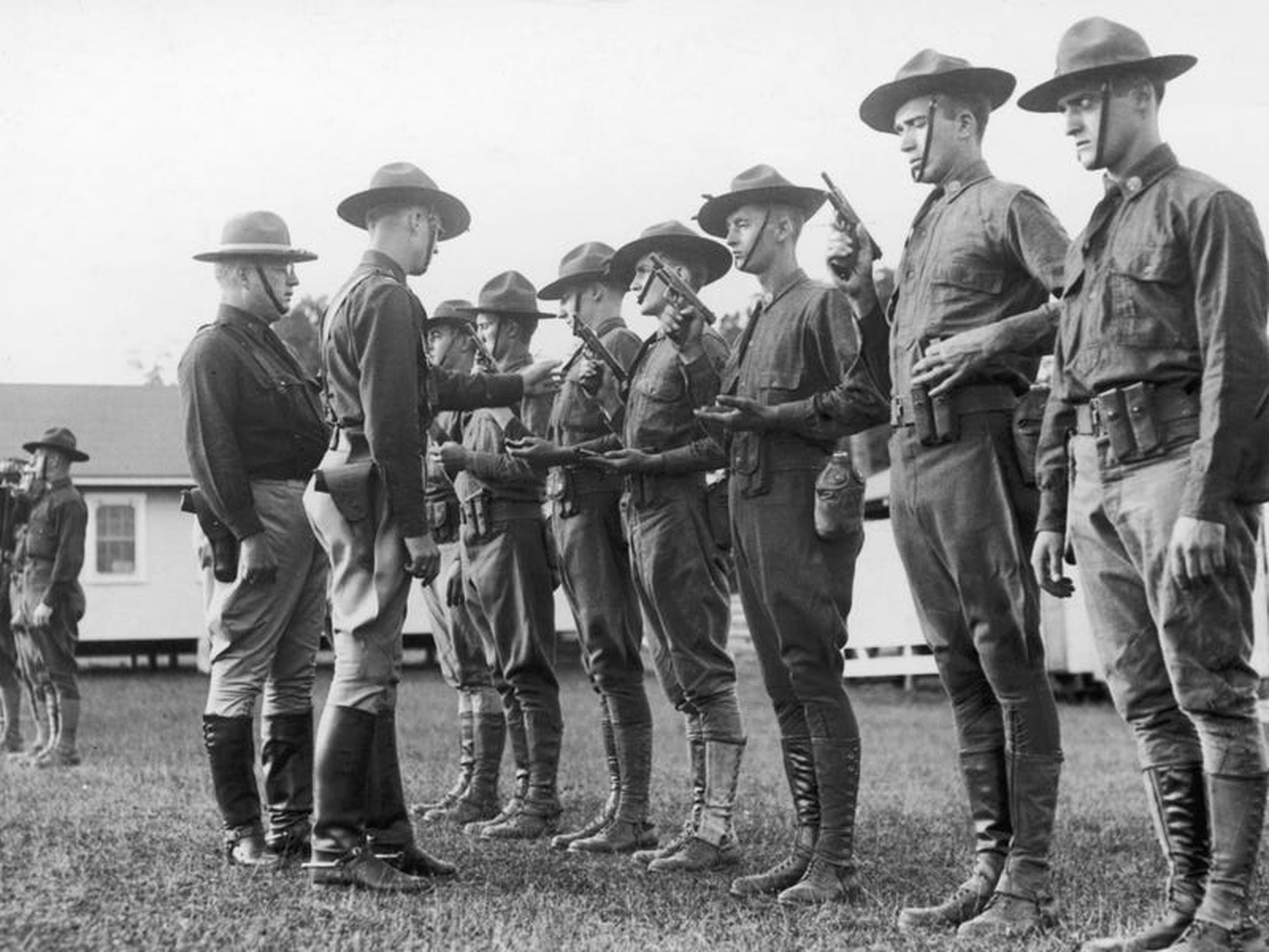 El ejército de Estados Unidos fue pionero en un sistema de 'calificación de méritos' para evaluar a los soldados durante la Primera Guerra Mundial.