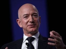 Jeff Bezos fundador de Amazon