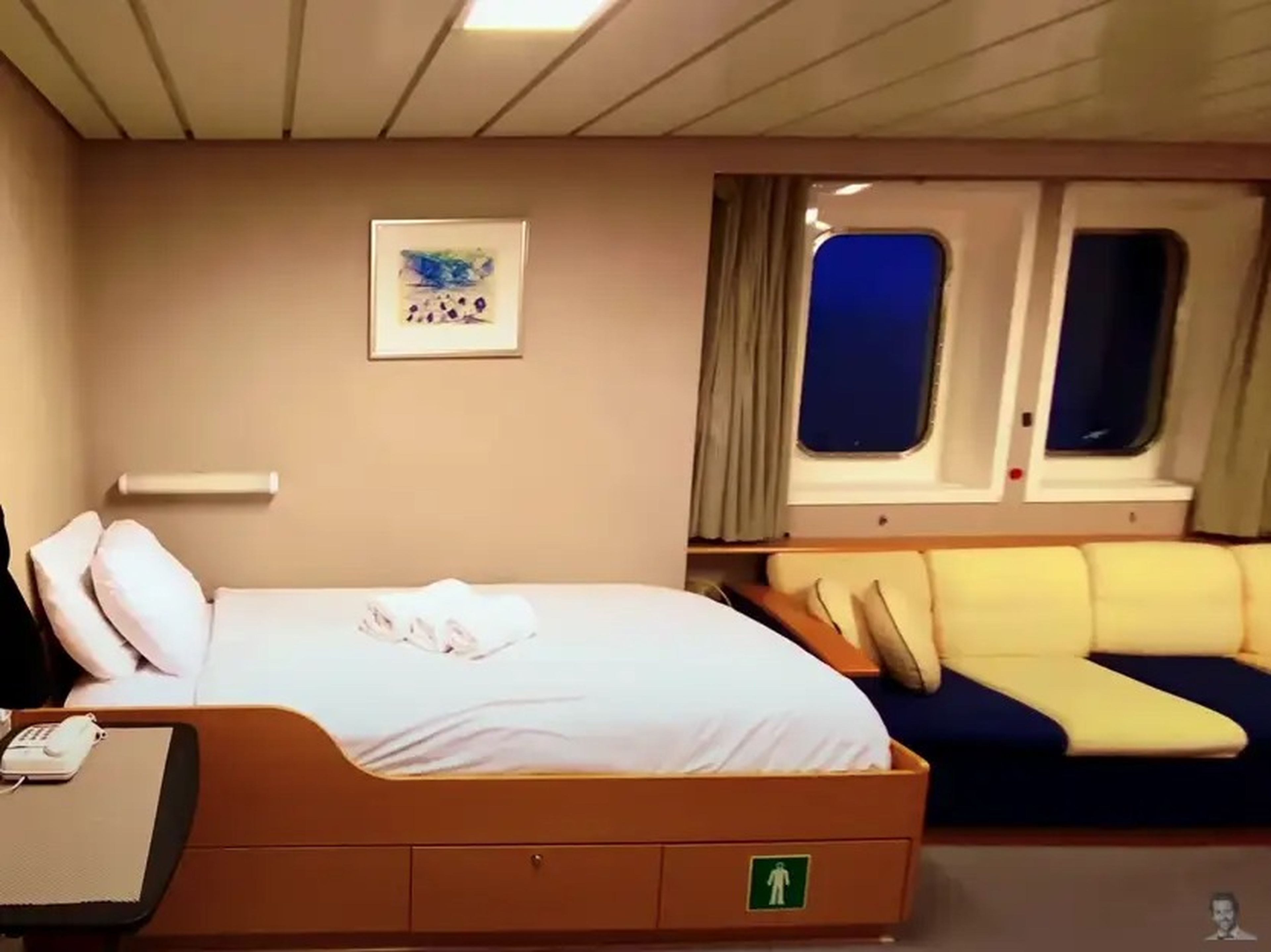 Boyle's living quarters on the ship