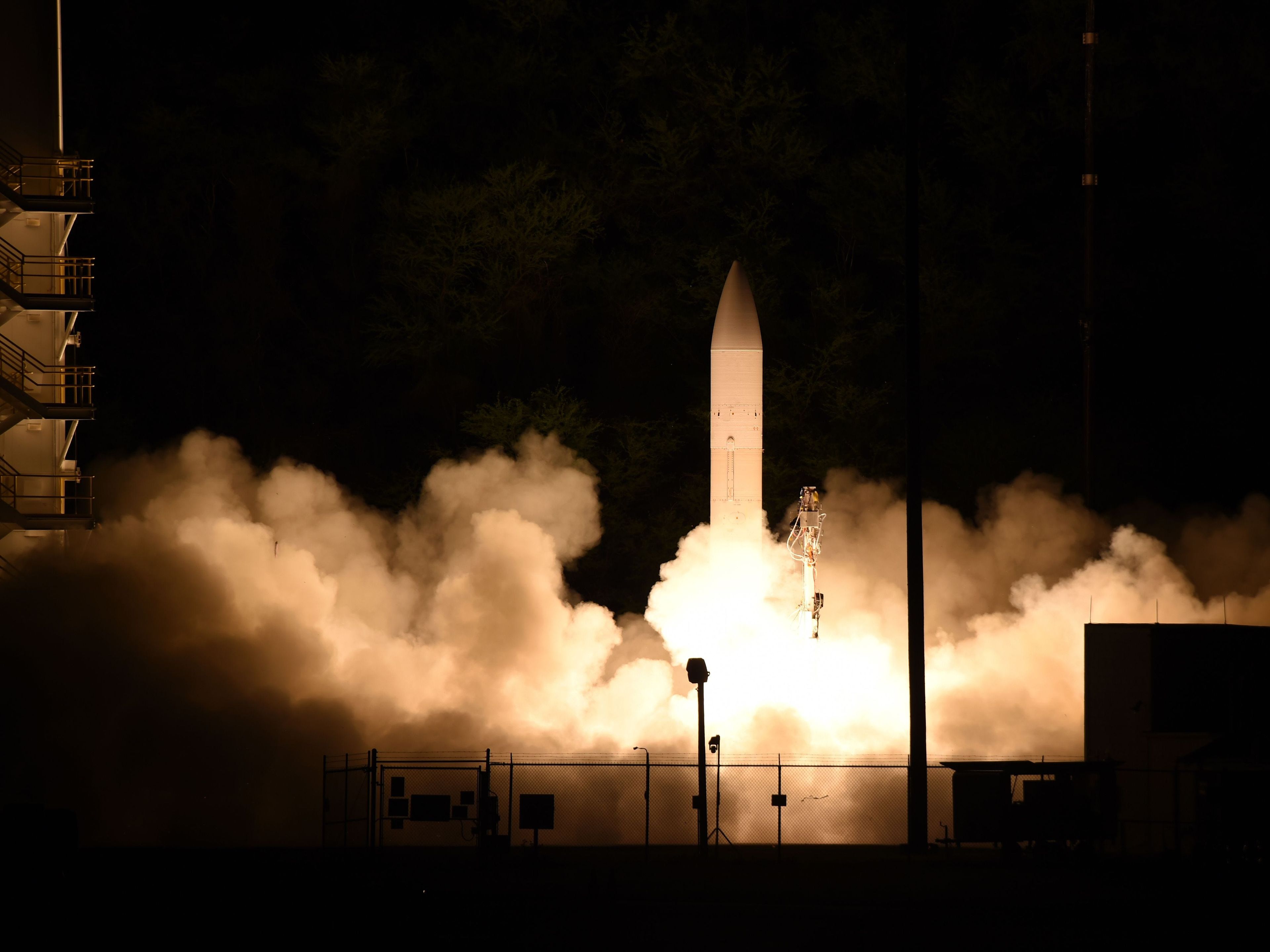 Un misil hipersónico en pruebas en Hawái, en marzo de 2020