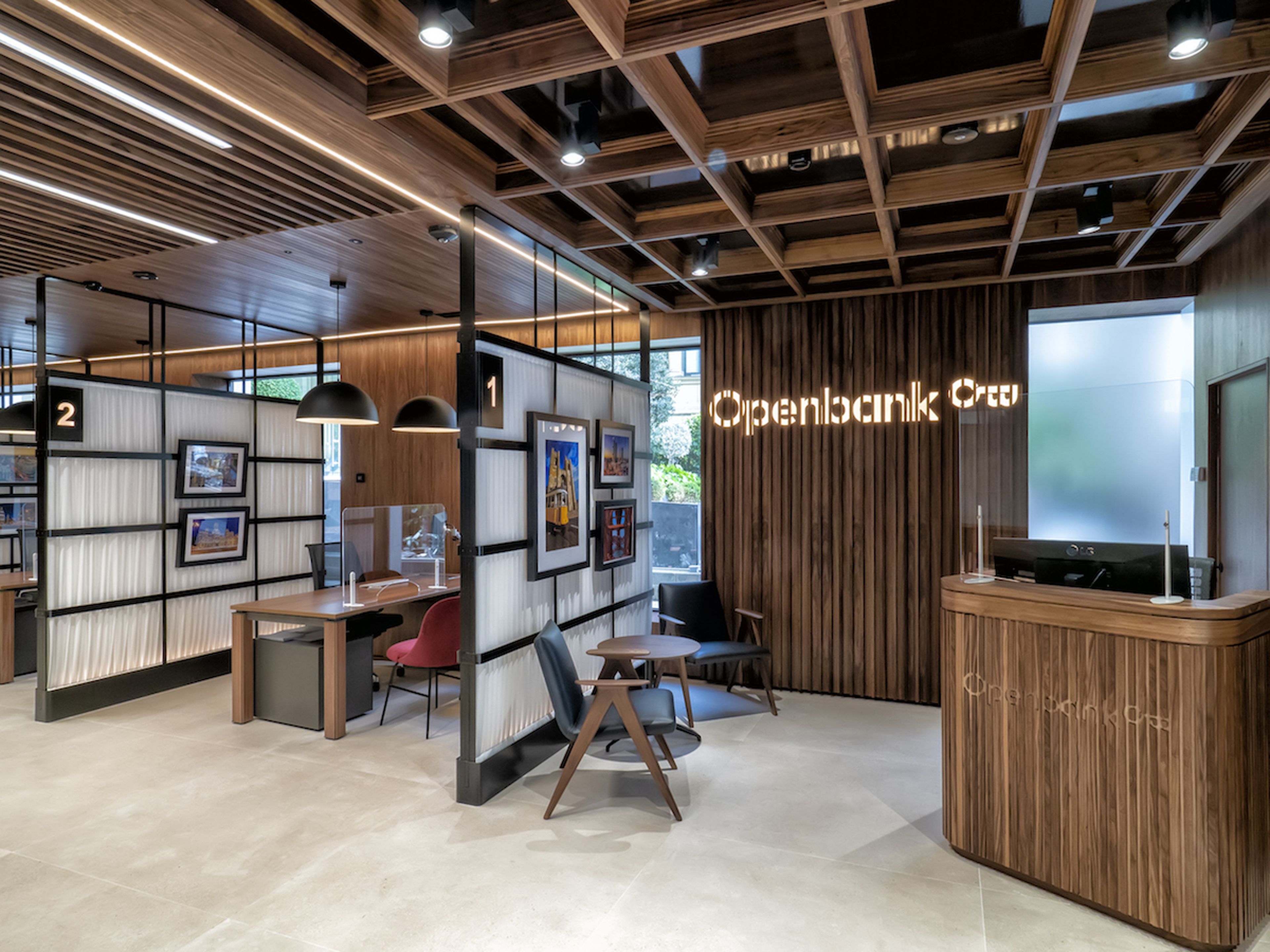 Una oficina de Openbank, el banco digital de Santander