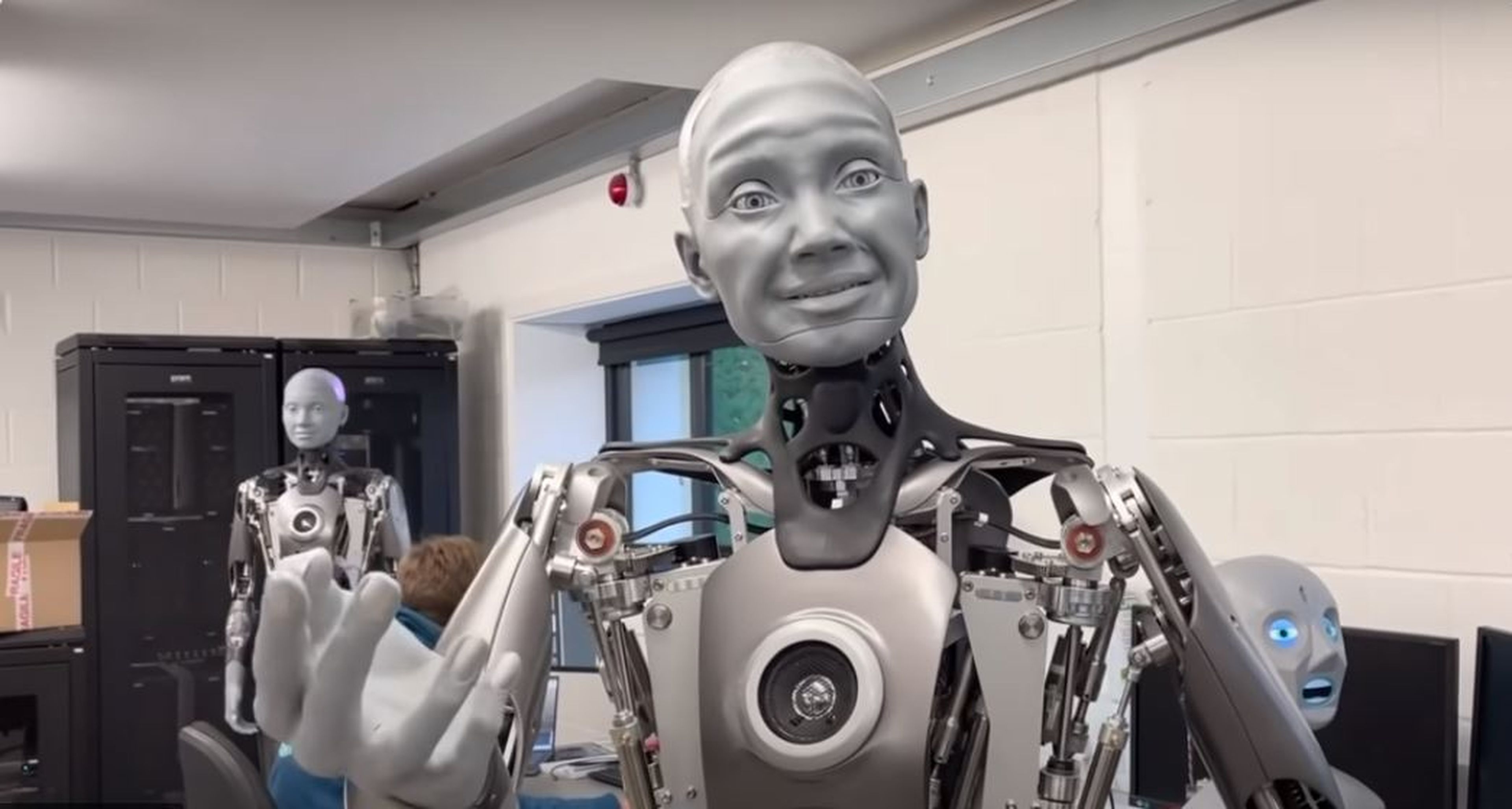 Delicioso excepción pierna Un robot de aspecto humano finge tomar conciencia de sí mismo | Business  Insider España