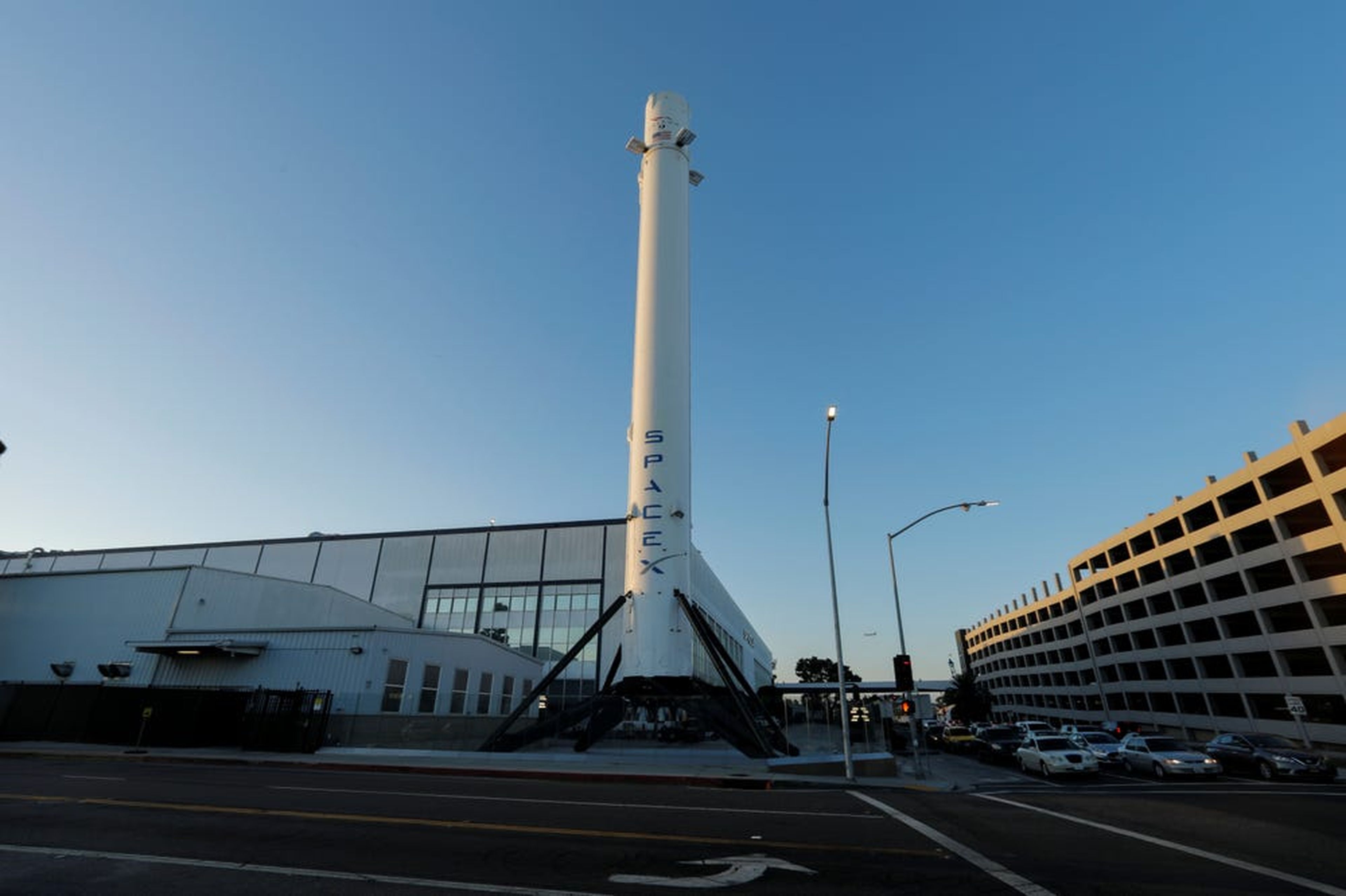 Sede de SpaceX en Hawthorne, California.