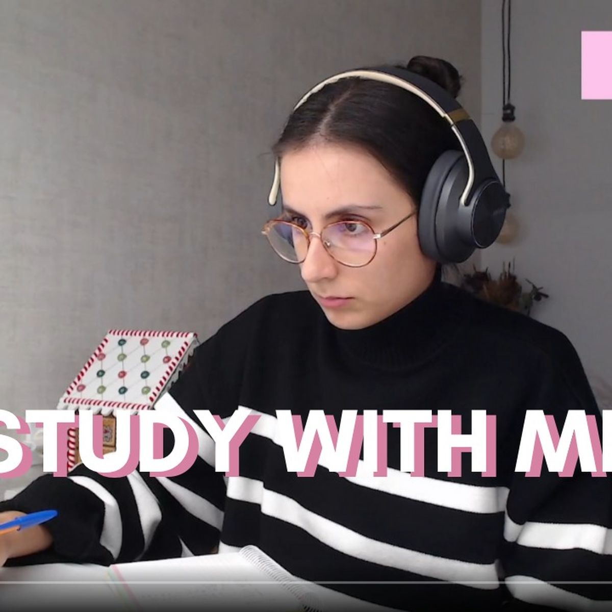 Twitch: creadoras de contenido que ganan dinero estudiando