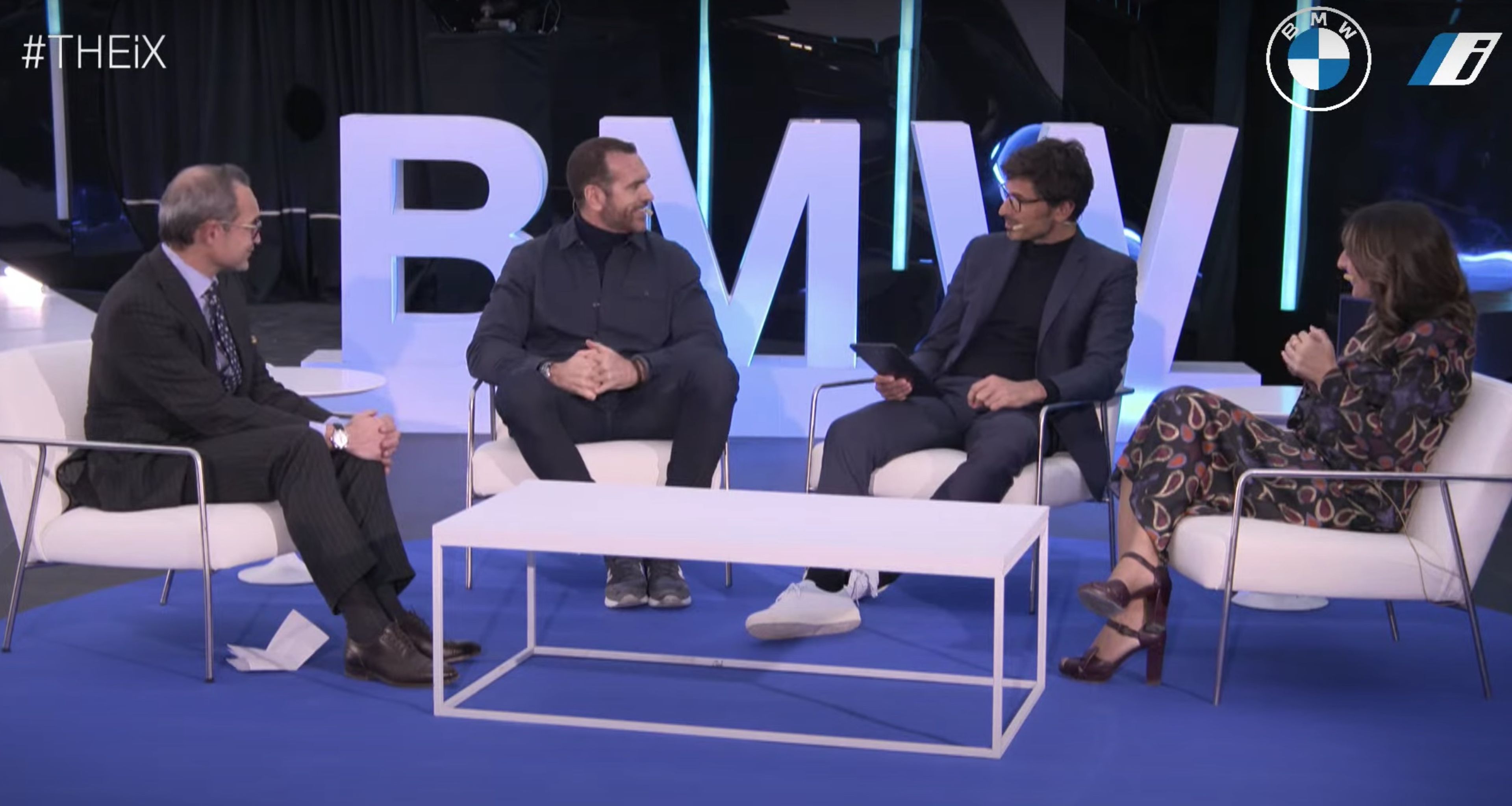 José Manuel López-Galiacho, Acciona; Felipe Romero, BMW; Andrés Velencoso, embajador de BMW; y Mónica Chao, directora de sostenibilidad de Ikea, en la mesa redonda sobre circularidad y transformación. Y futuro.