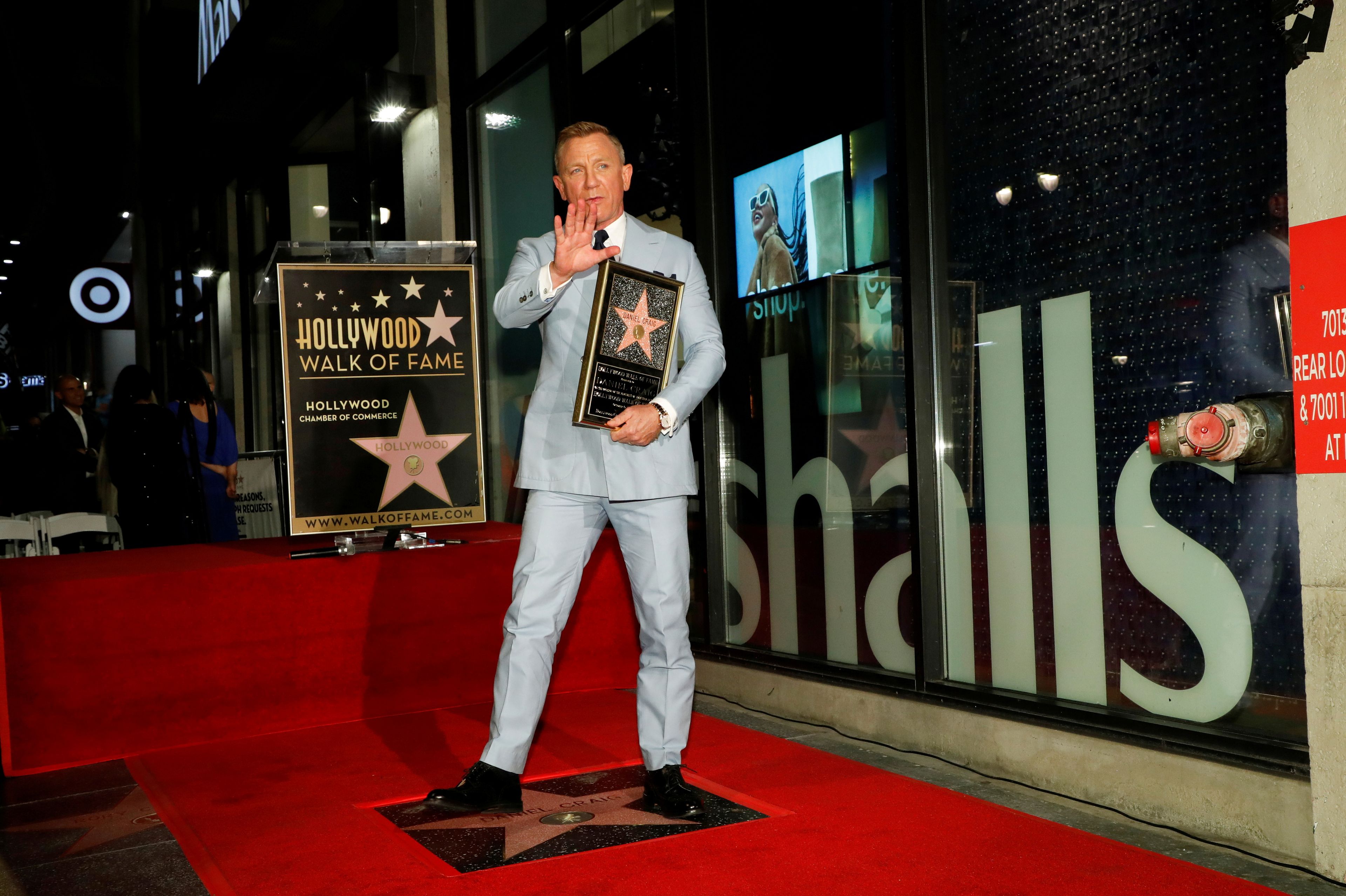 Daniel Craig en el Paseo de la Fama de Hollywood.