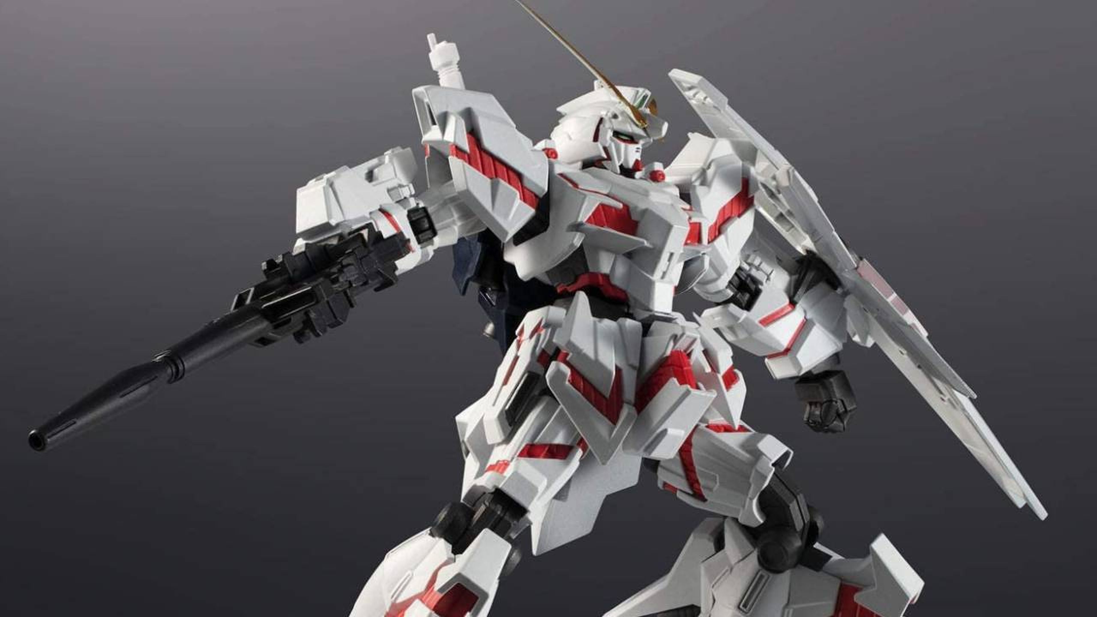 Un modelo Gundam reciente, el RX-0 Unicorn creado para celebrar el 40.º aniversario de la franquicia.
