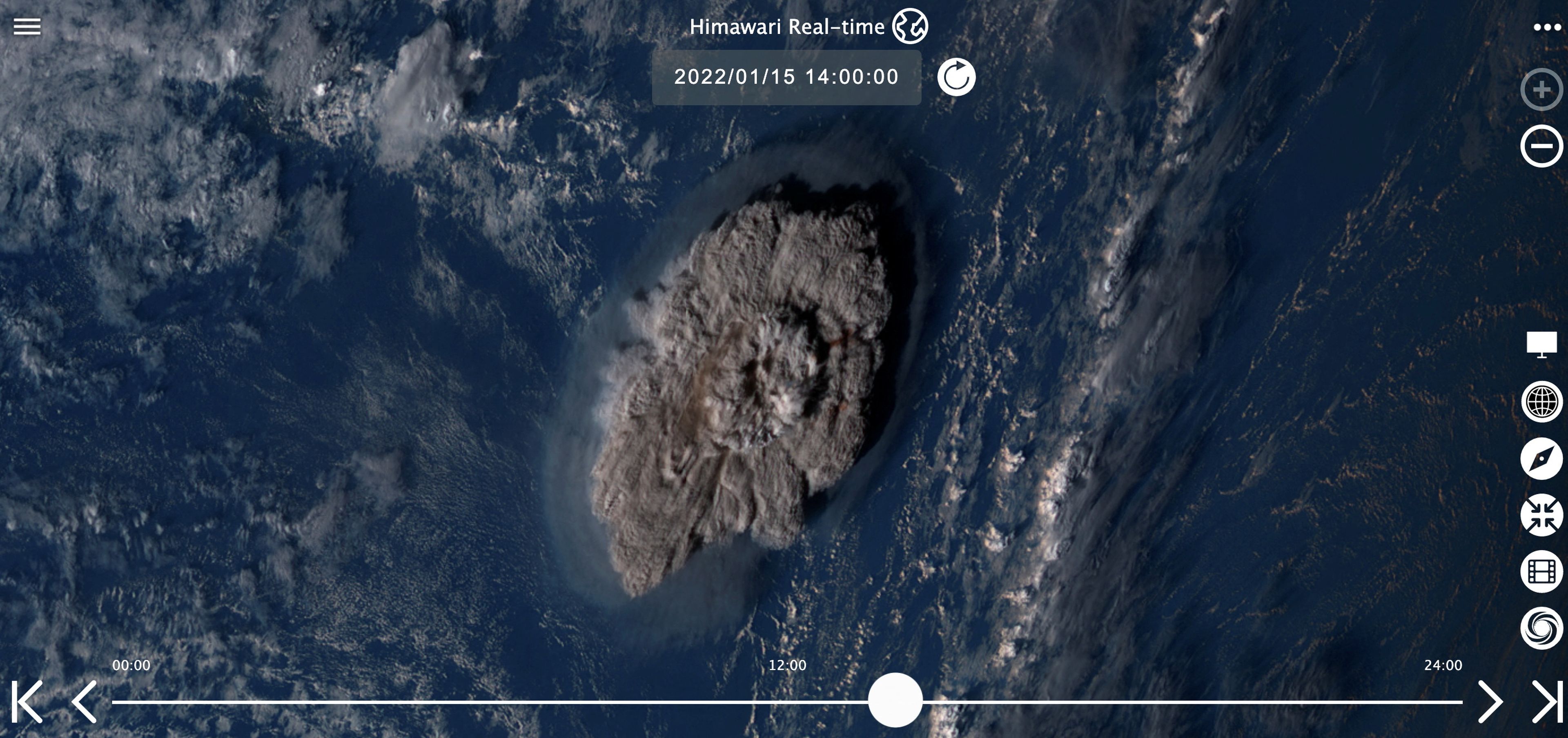 Imagen satelital que muestra cuando el volcán submarino Hunga Tonga-Hunga Ha'apai entró en erupción.