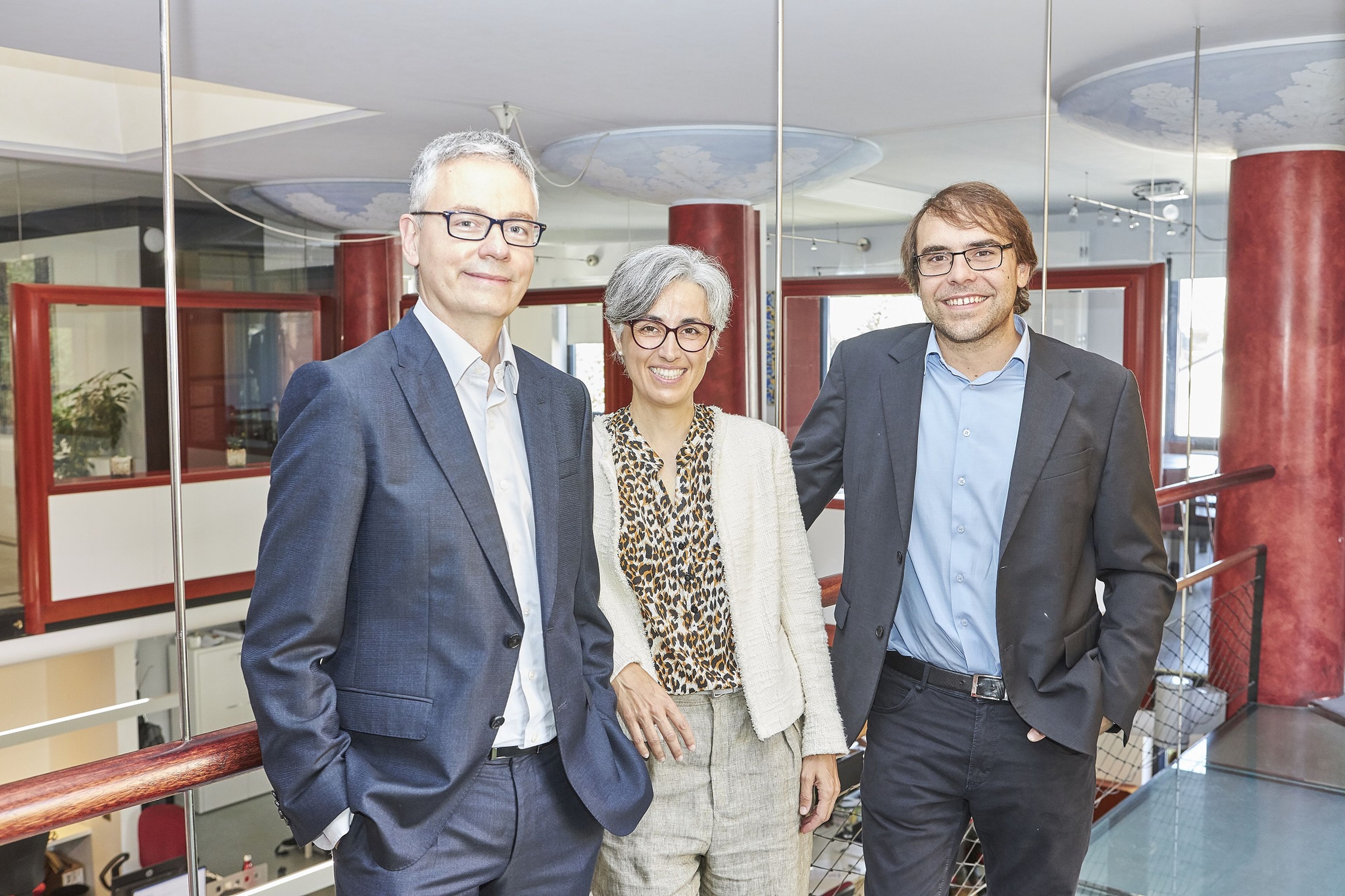 Josep María Echarri (i), Sara Secall (c) y Roger Piqué (d), socios de Inveready.