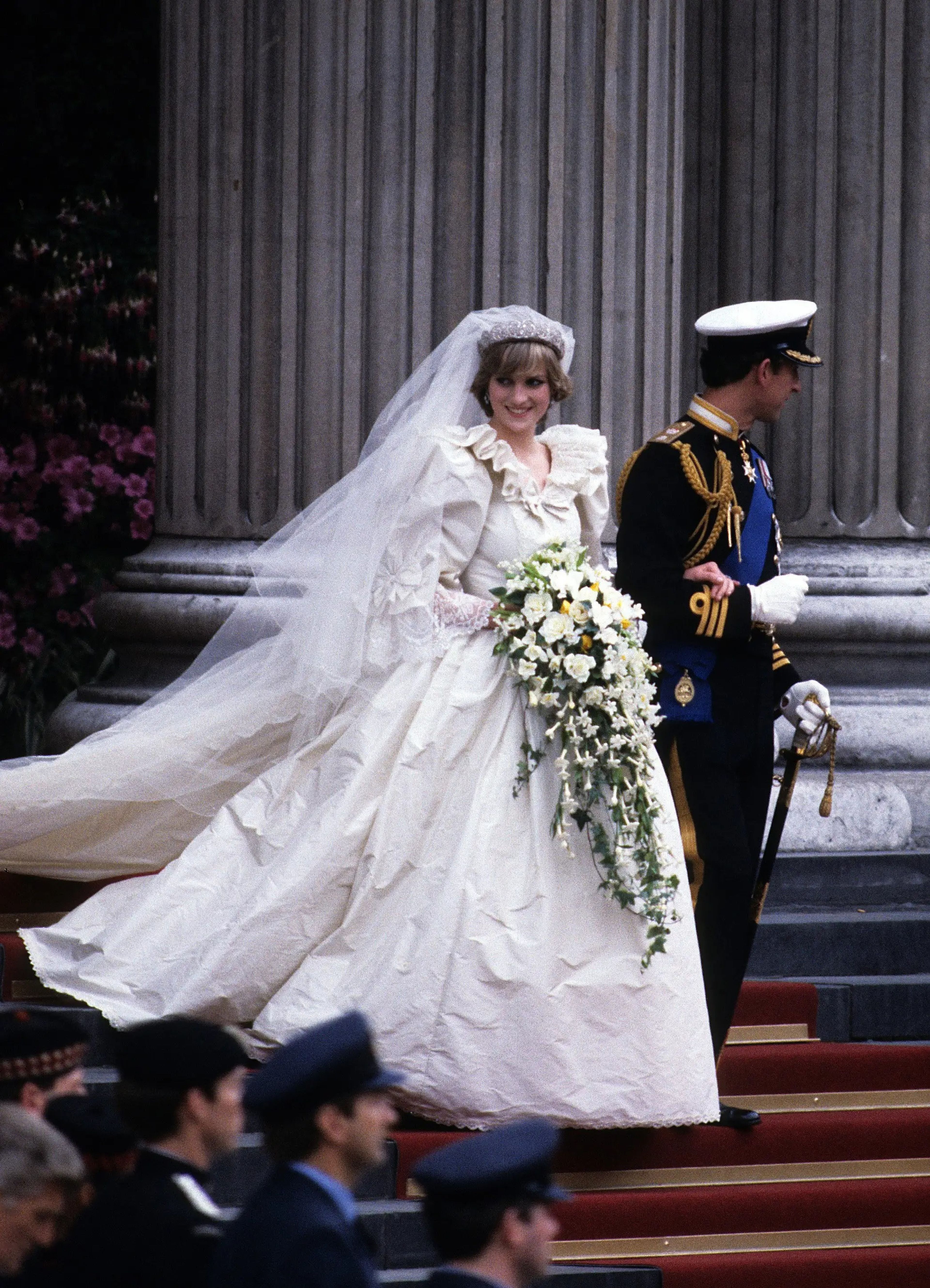 El vestido de novia de la princesa Diana estaba totalmente arrugado.