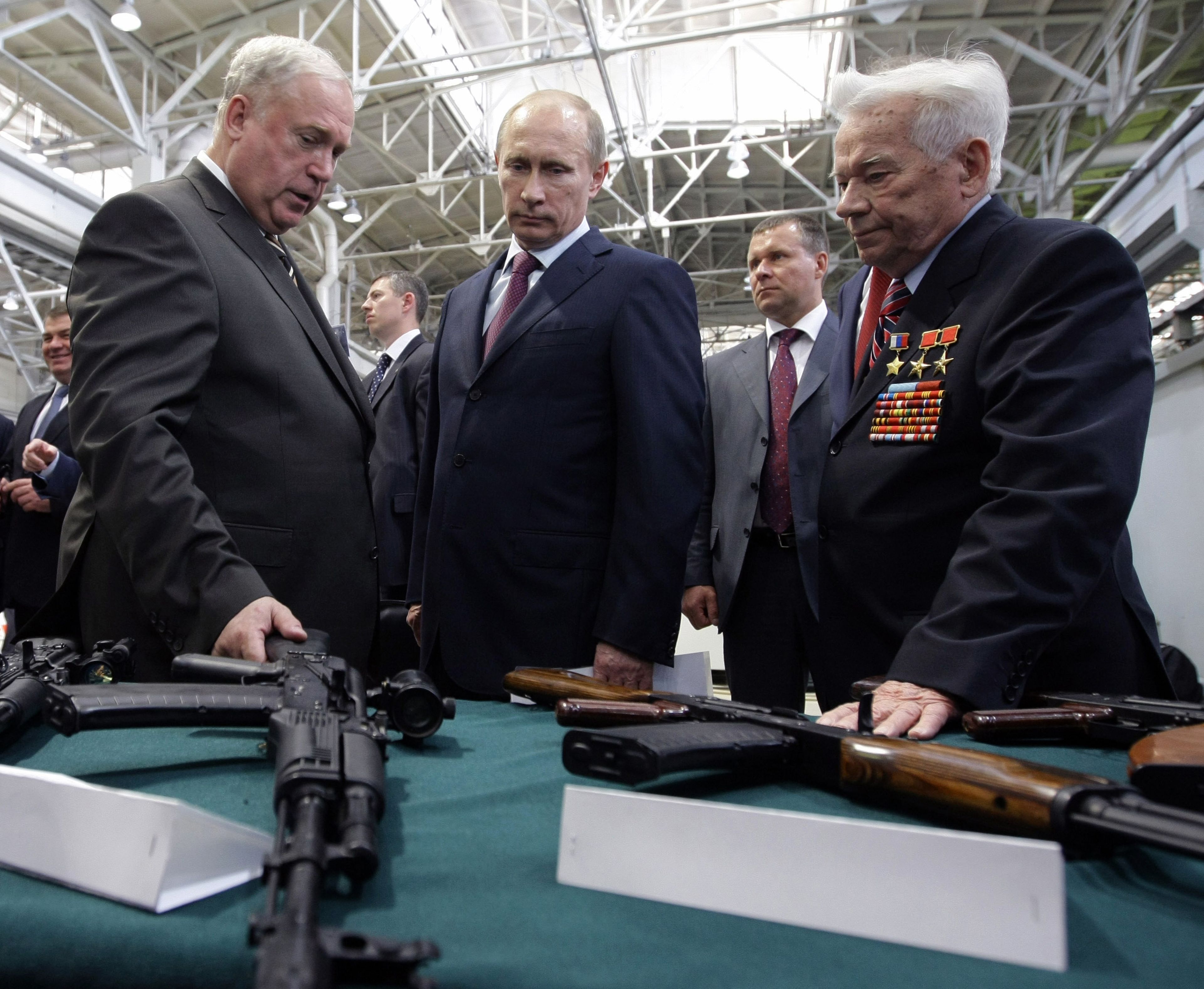 Putin y AK-47