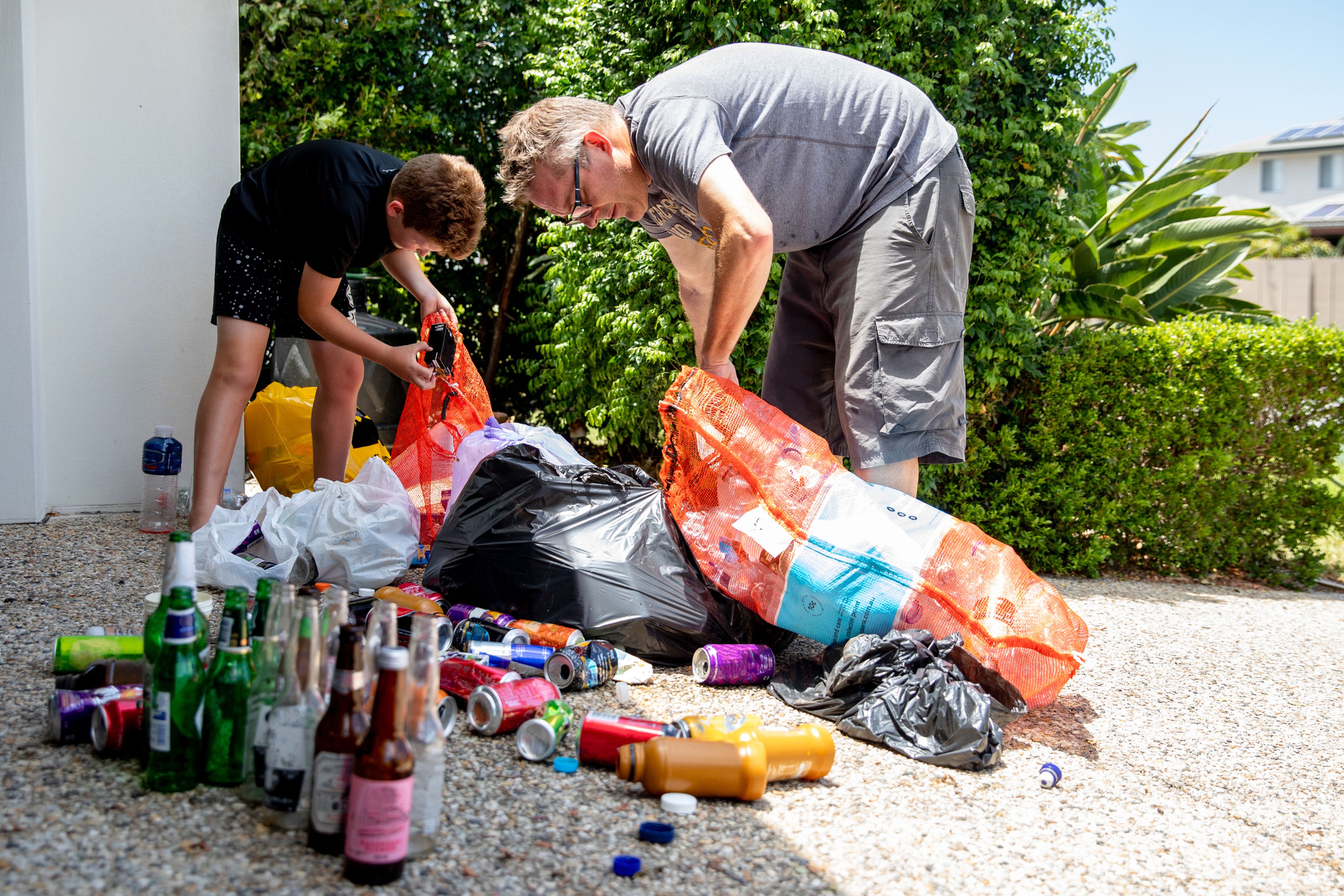 Pescador Amabilidad Popa Reciclas mal y no lo sabes: 11 cosas que tiras mal a la basura | Business  Insider España