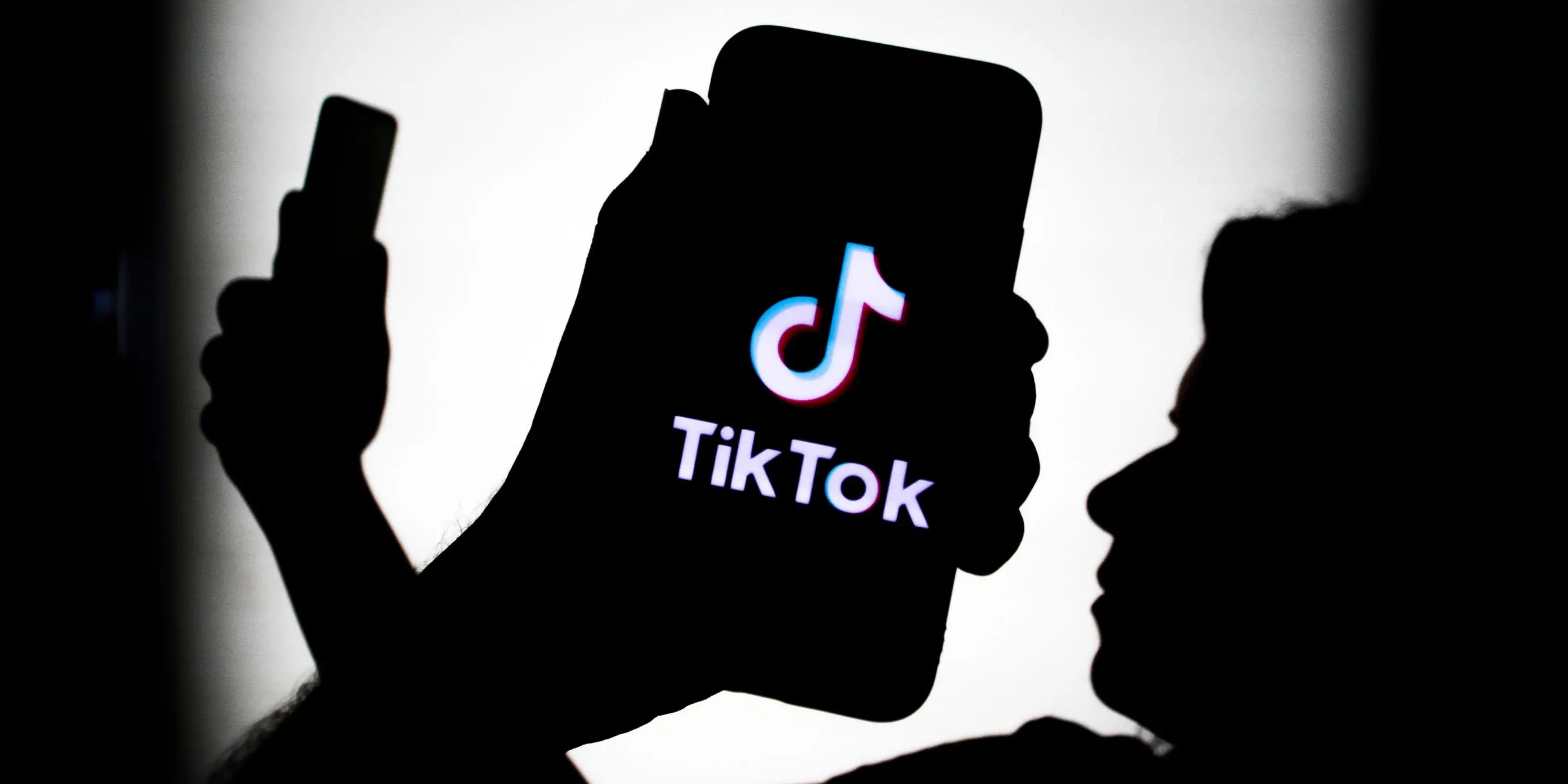La aplicación móvil de TikTok es la forma óptima de comprobar los likes de tus vídeos.