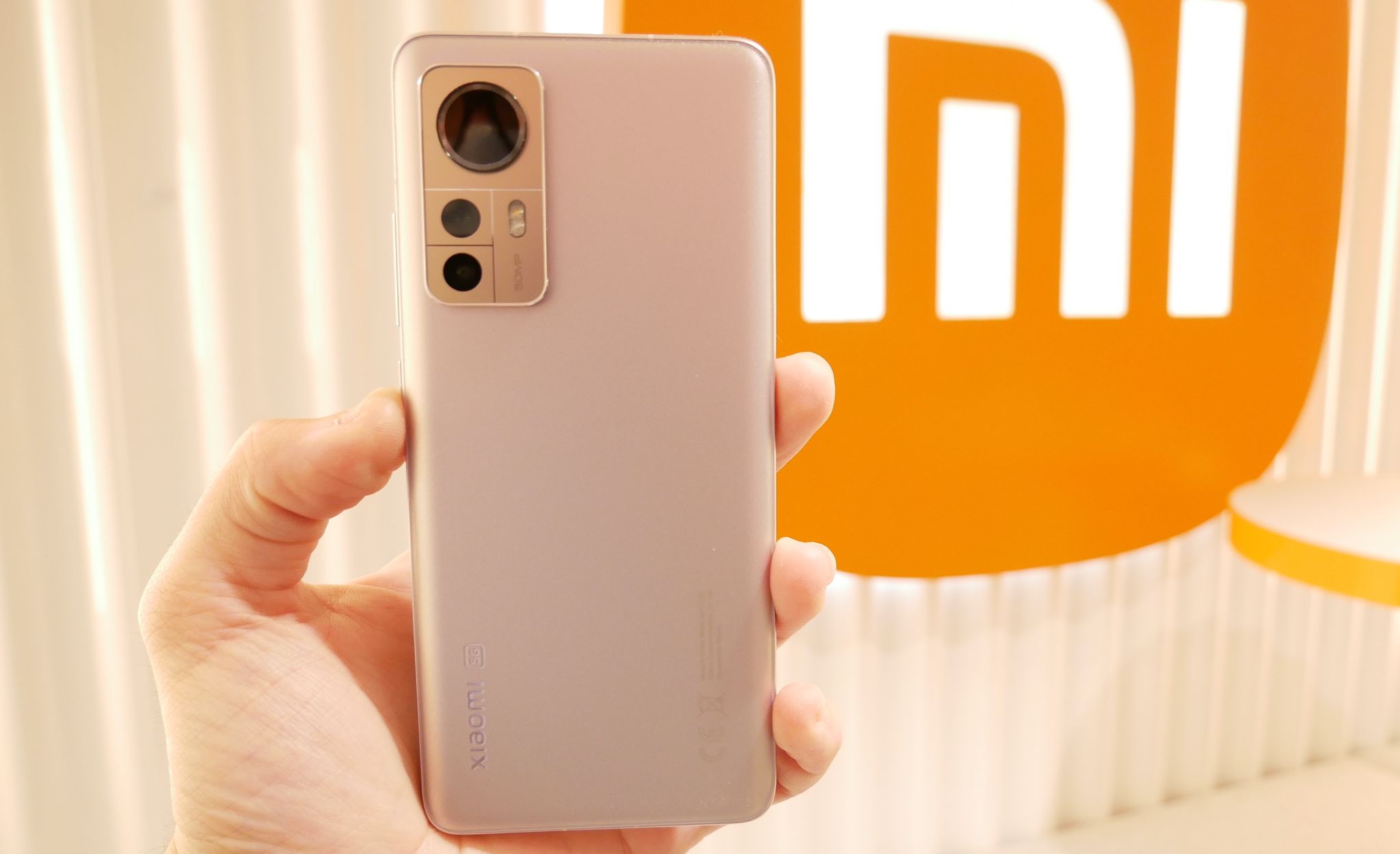 xiaomi-12-y-12-pro-llegan-a-espa-a-caracter-sticas-y-precio-business