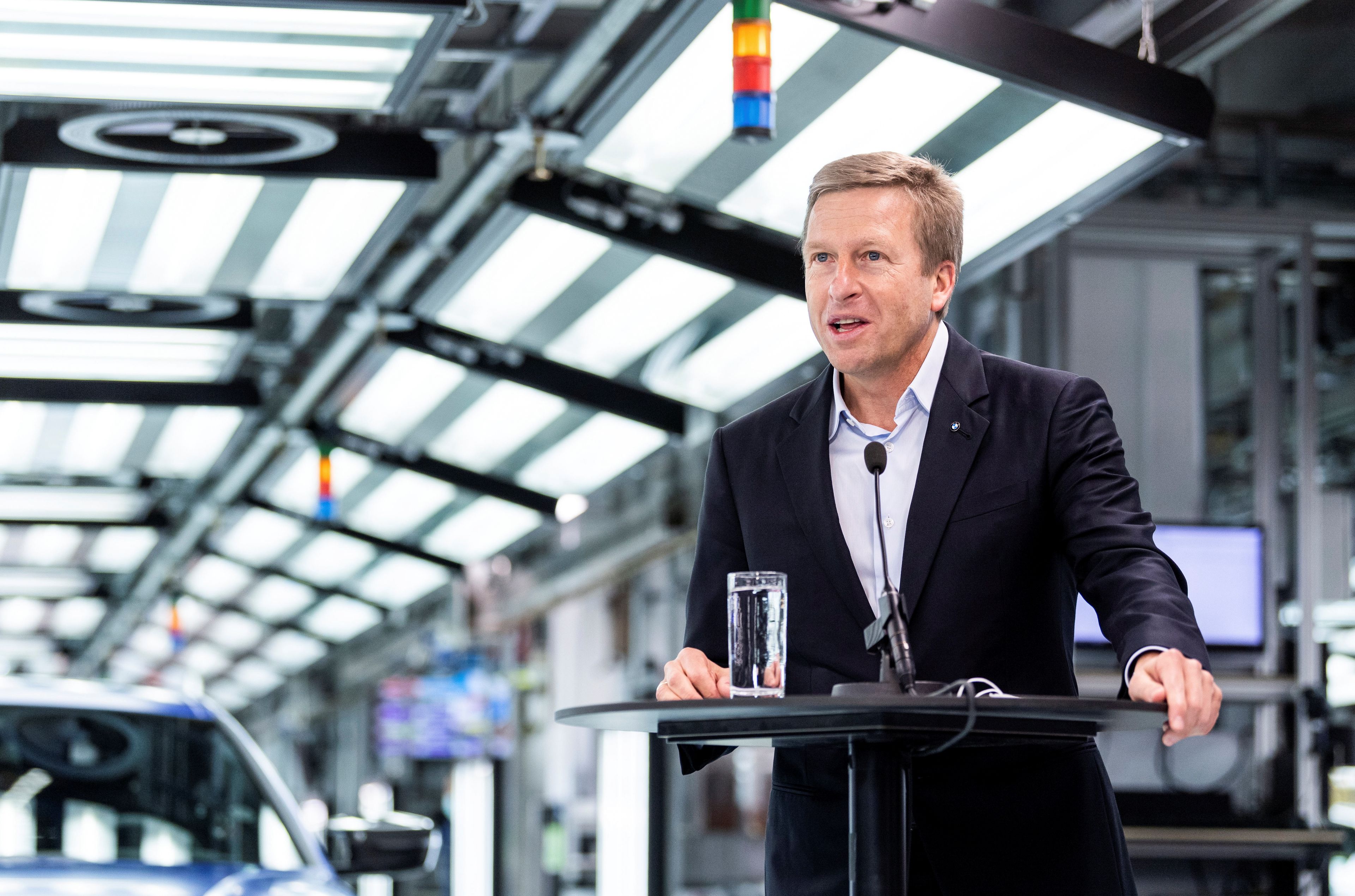 El CEO de BMW, Oliver Zipse, en la planta de su compañía en Múnich (Alemania).