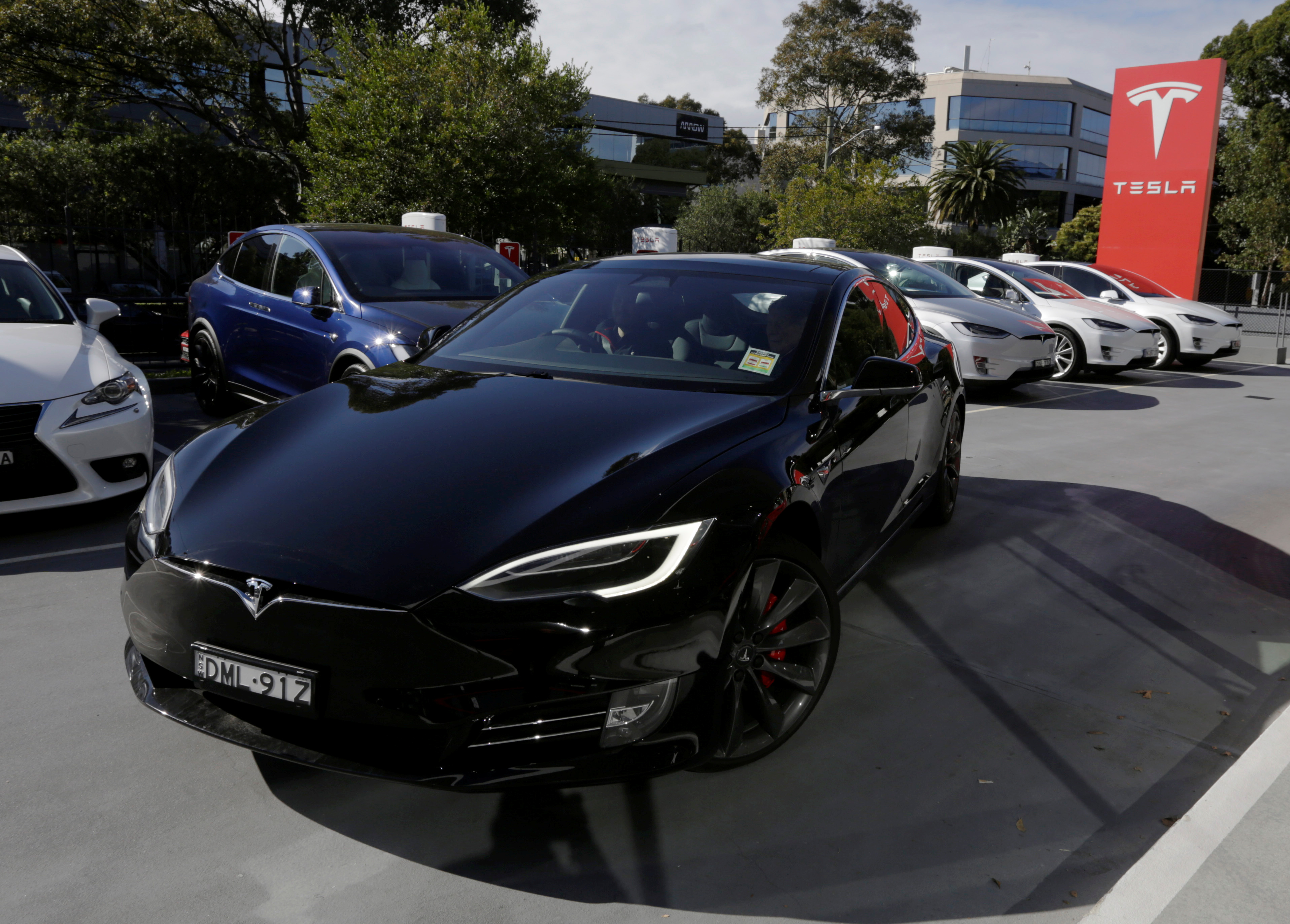 Tomar medicina Caña núcleo Precio de Tesla: cuánto cuesta cada modelo de Tesla en España | Business  Insider España