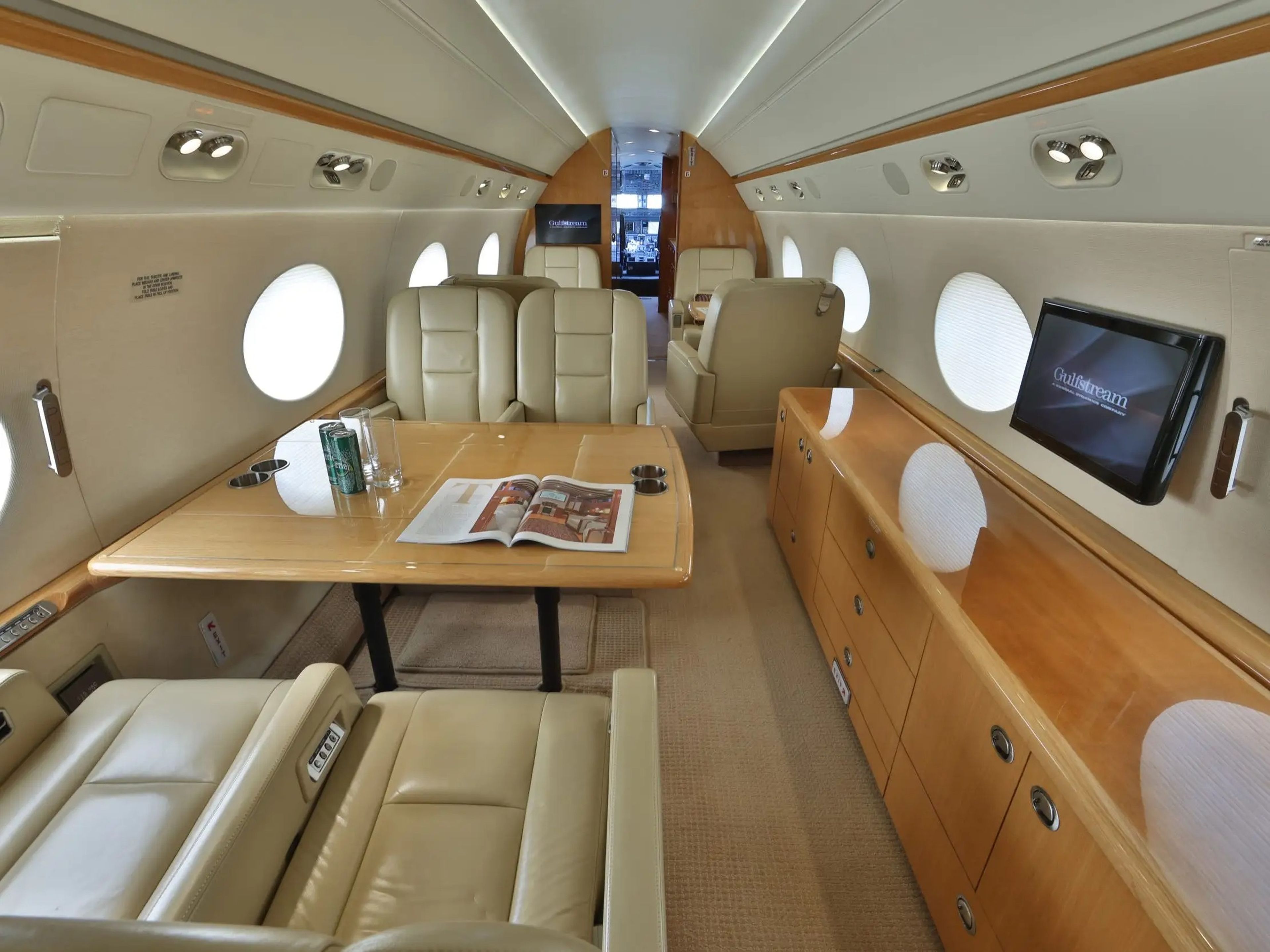 Jet privado Gulfstream G550.