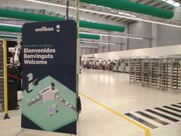 Imagen del interior de la nueva fábrica de Wallbox en Barcelona