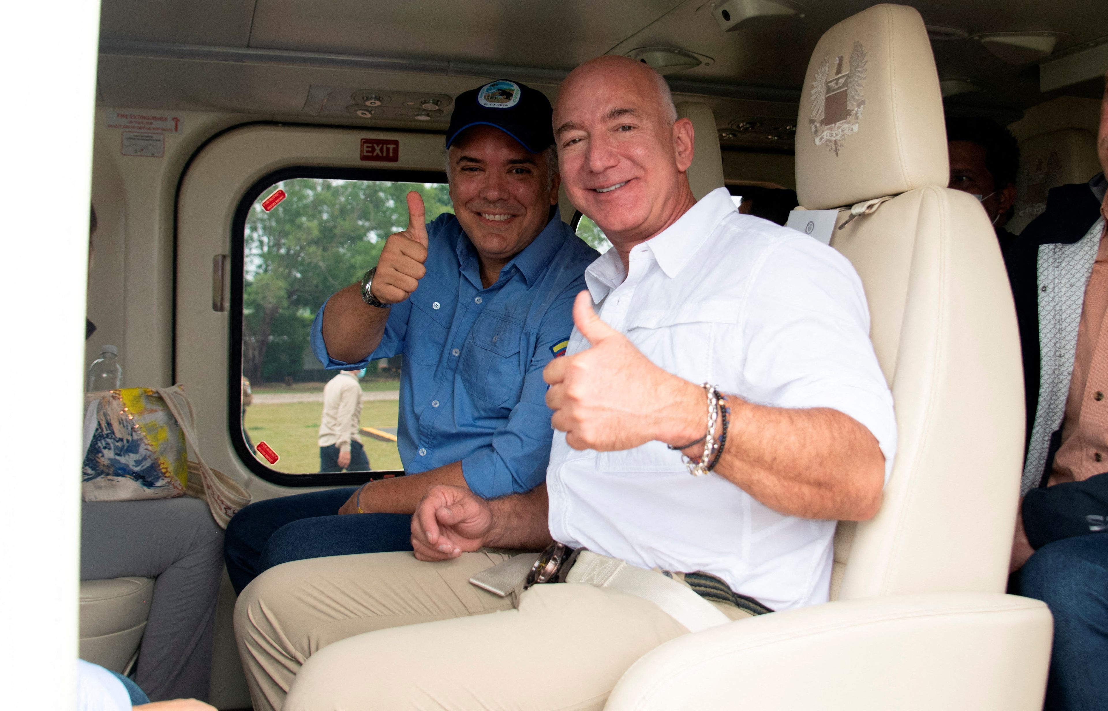 Jeff Bezos e Iván Duque, presidente de Colombia.