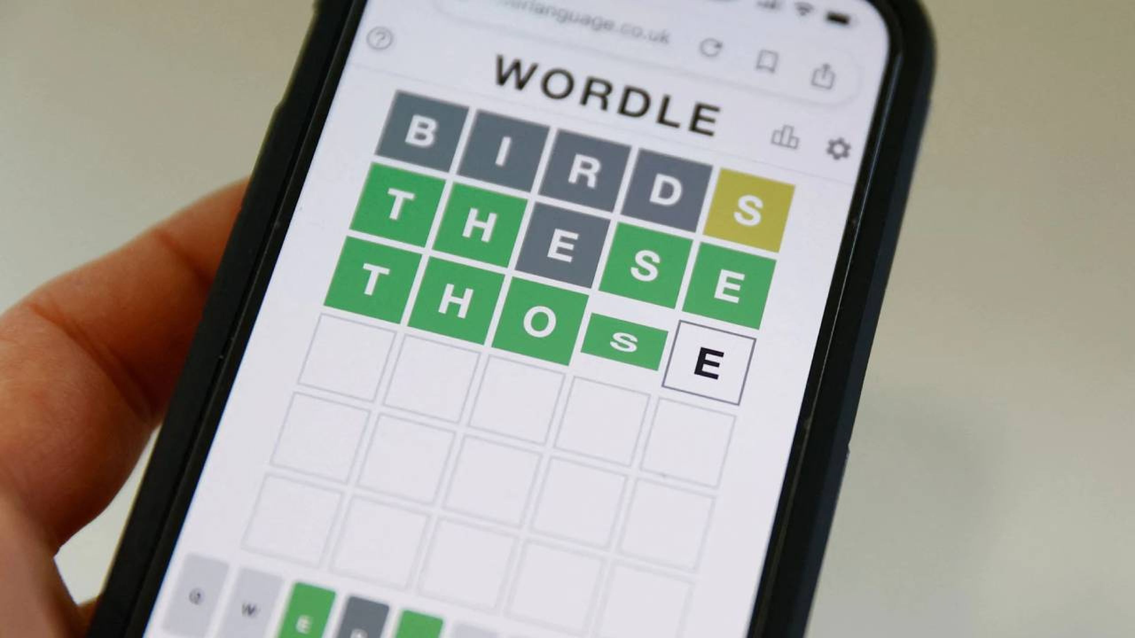 Wordle móvil jugar