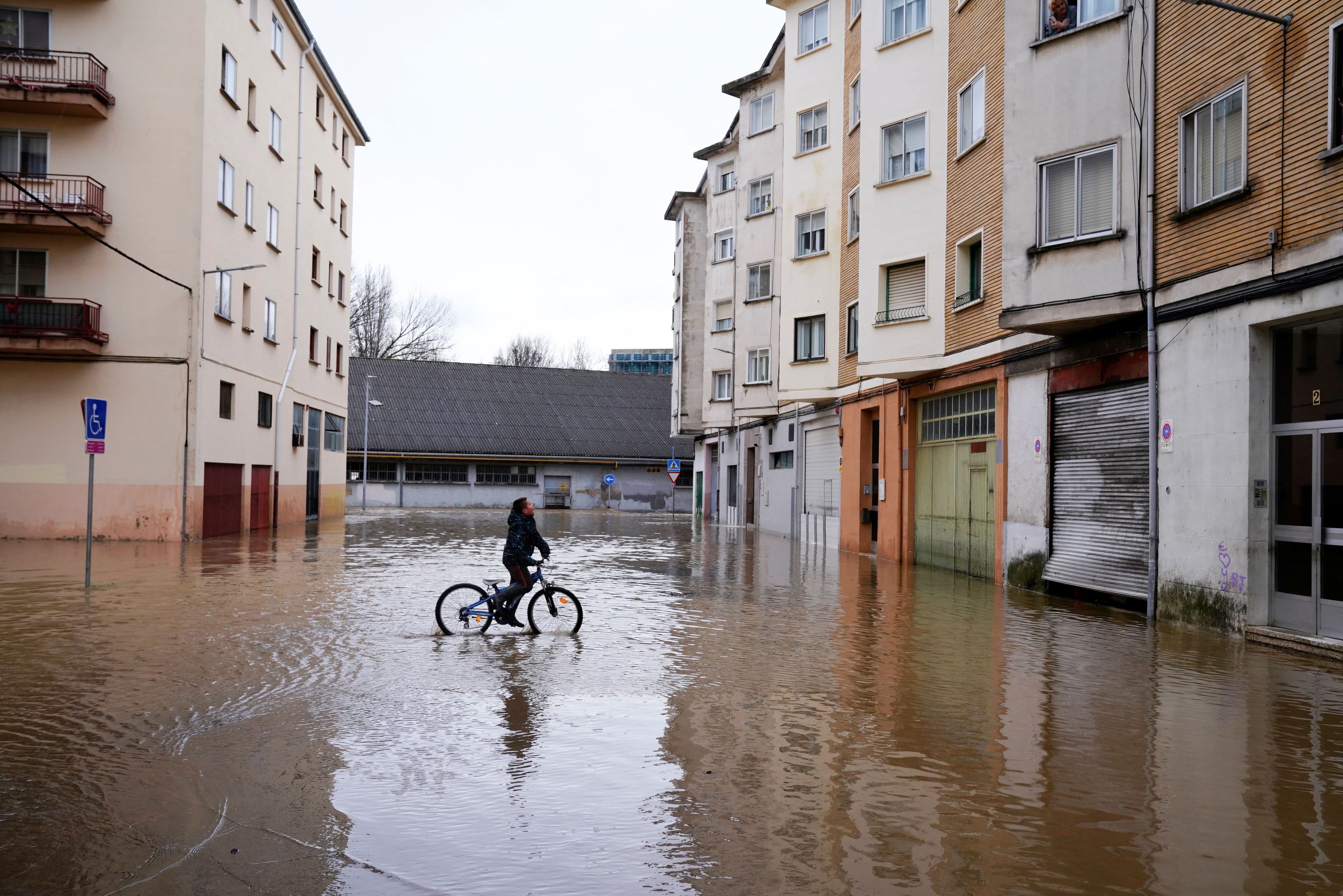 Calles inundadas en Villava (Pamplona) en diciembre de 2021.