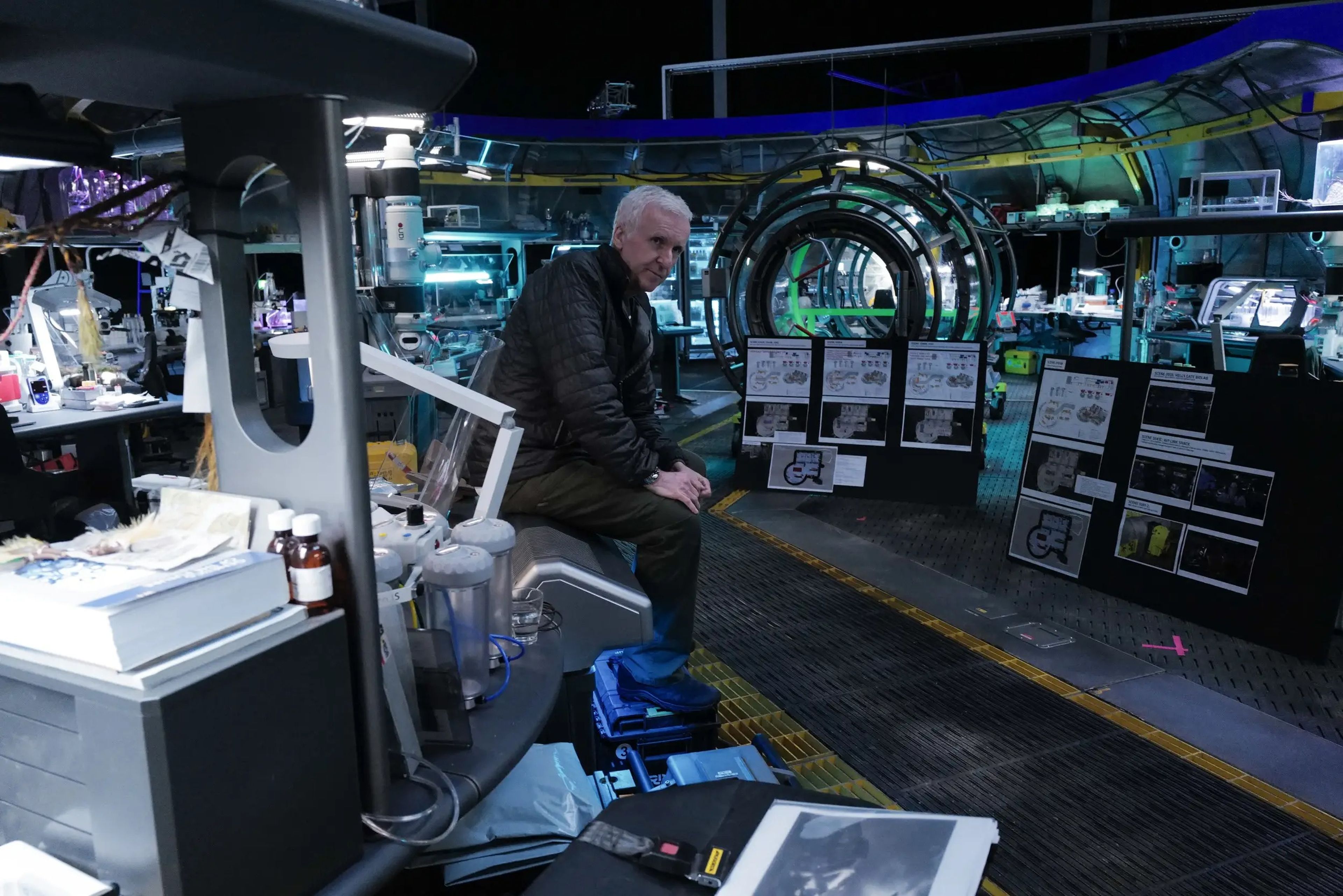 James Cameron en el set de rodaje de 'Avatar: El sentido del agua'.