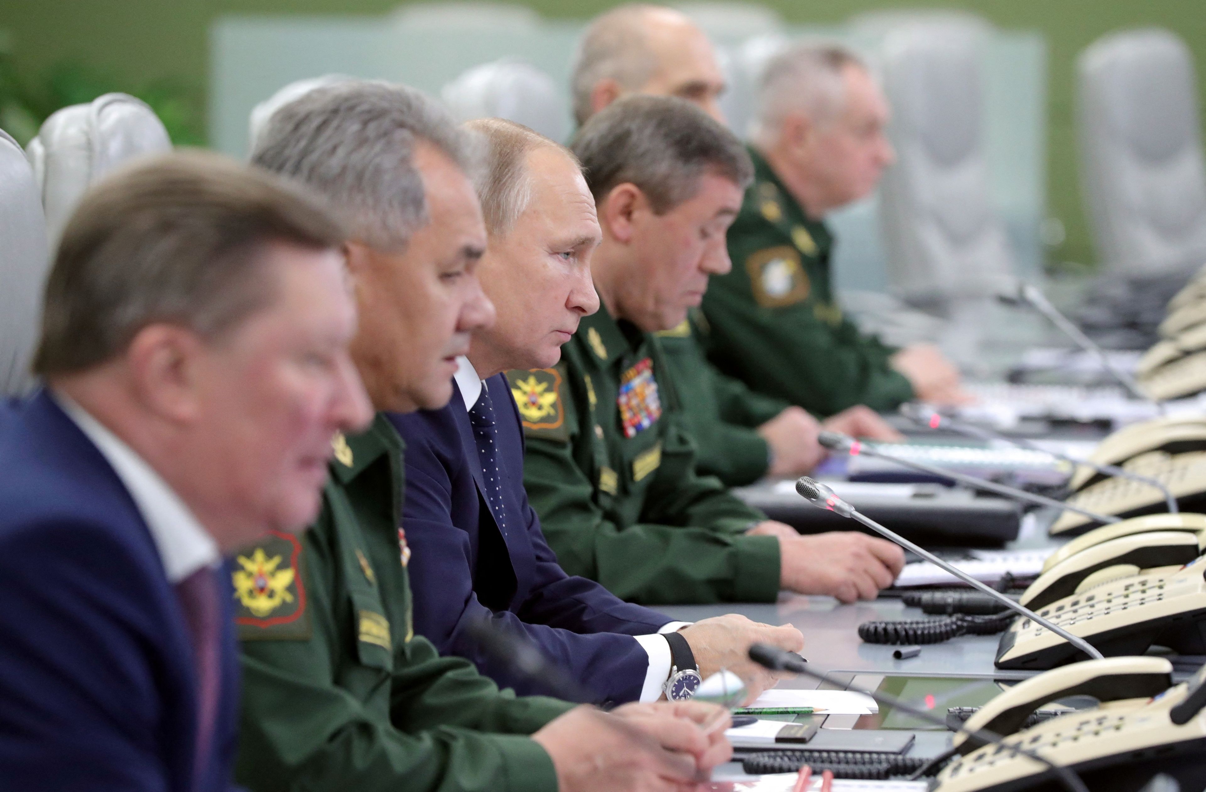 Vladimir Putin, presidente de Rusia, en el Centro de Control de Defensa Nacional.