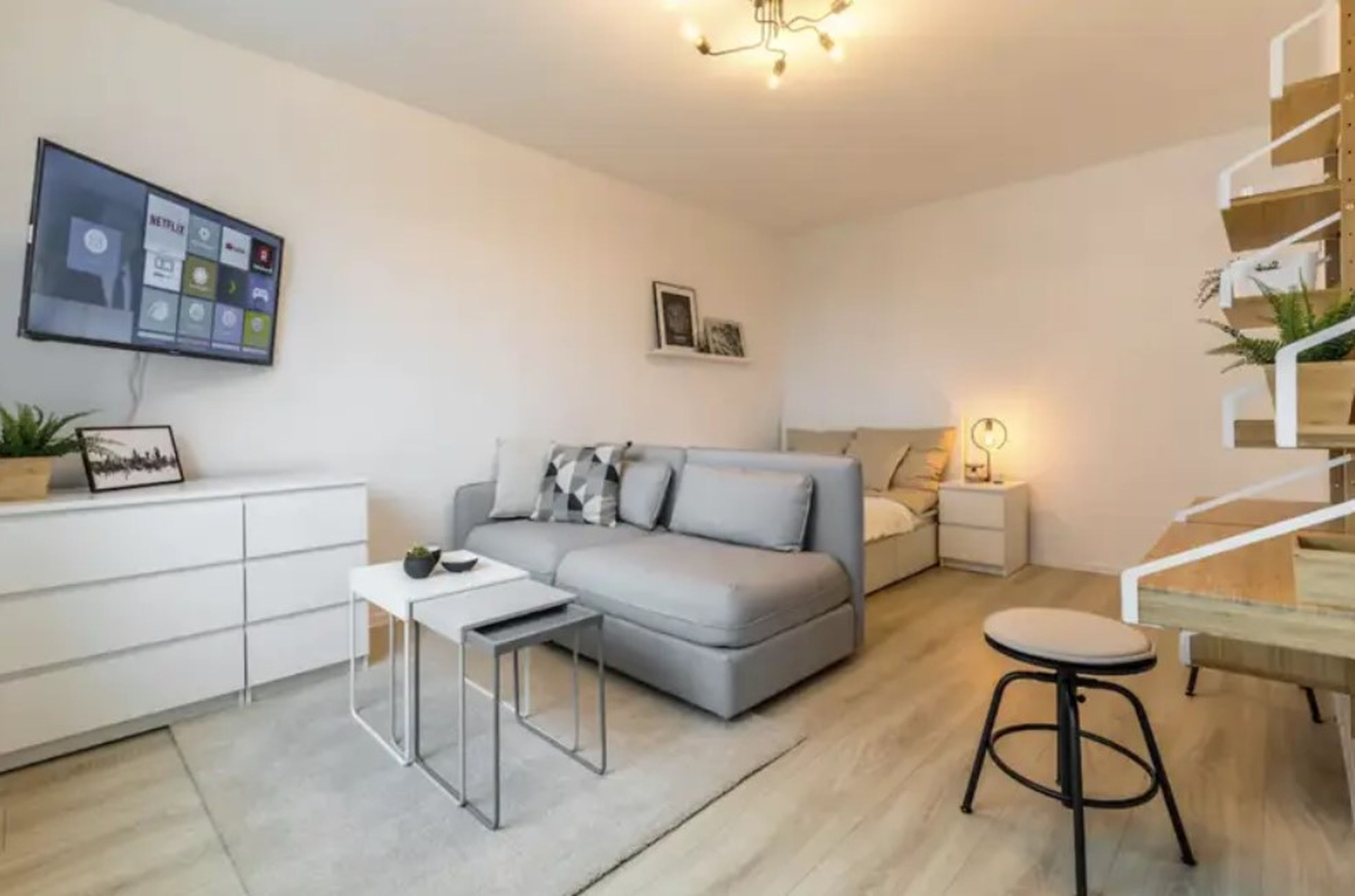 El apartamento amueblado profesionalmente por Müller para Airbnb.