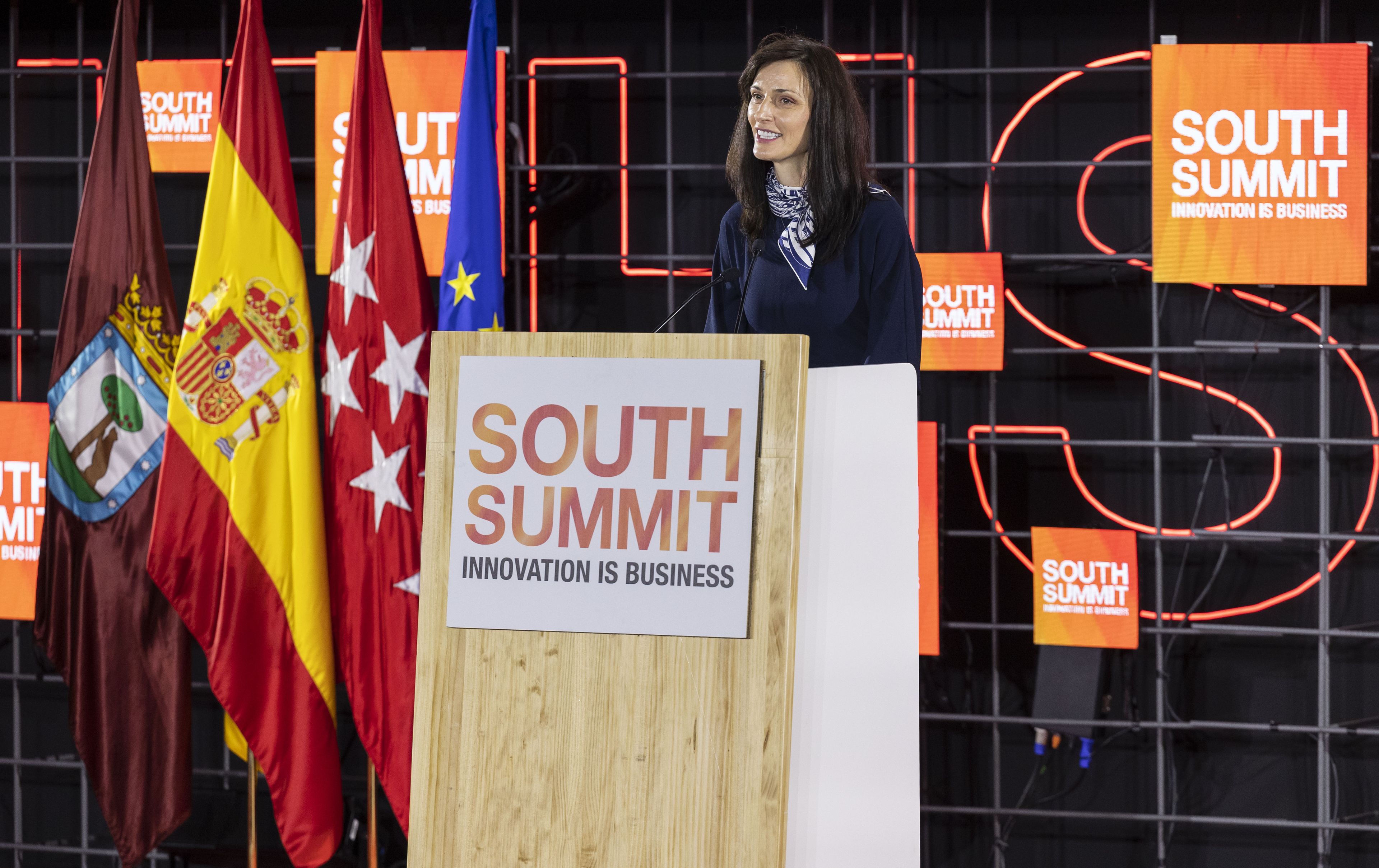 La comisaria europea de innovación, Mariya Gabriel, en el South Summit 2022