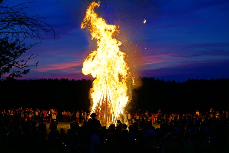 Cuándo es la noche de San Juan esta es la fecha en la que se celebra