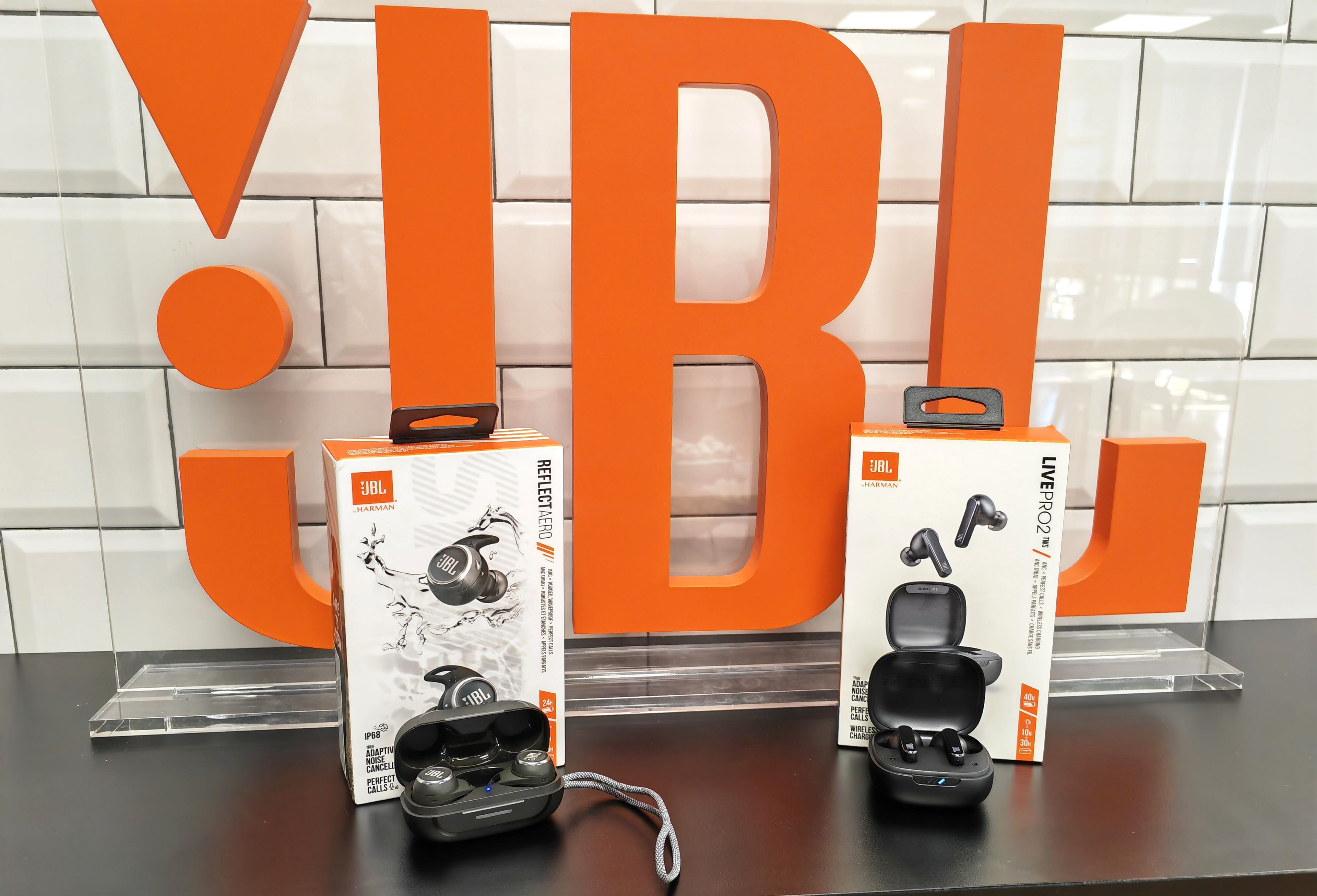 Video: JBL amplía su gama de auriculares inalámbricos