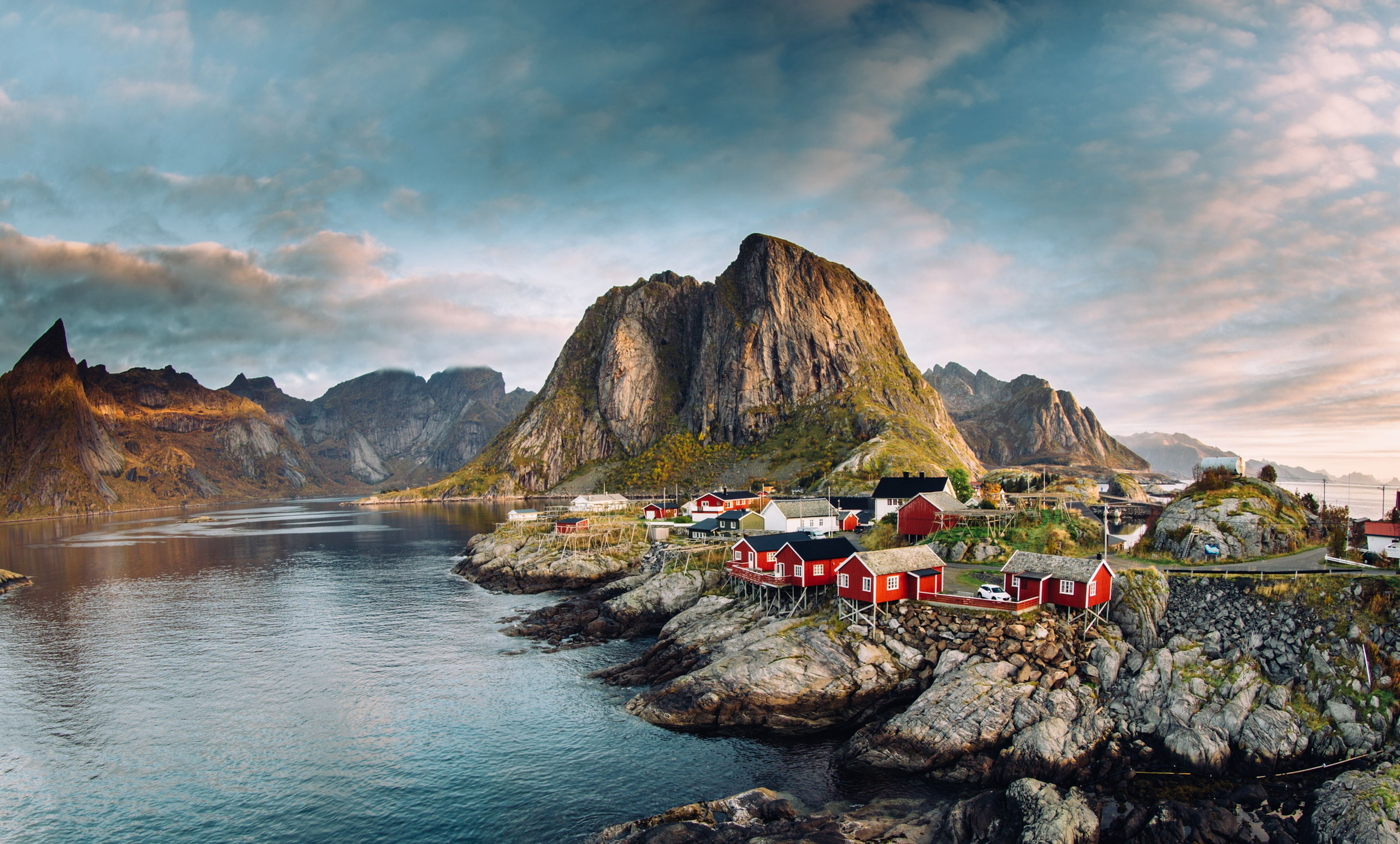 Pueblo de pescadores en las islas Lofoten en Noruega.
