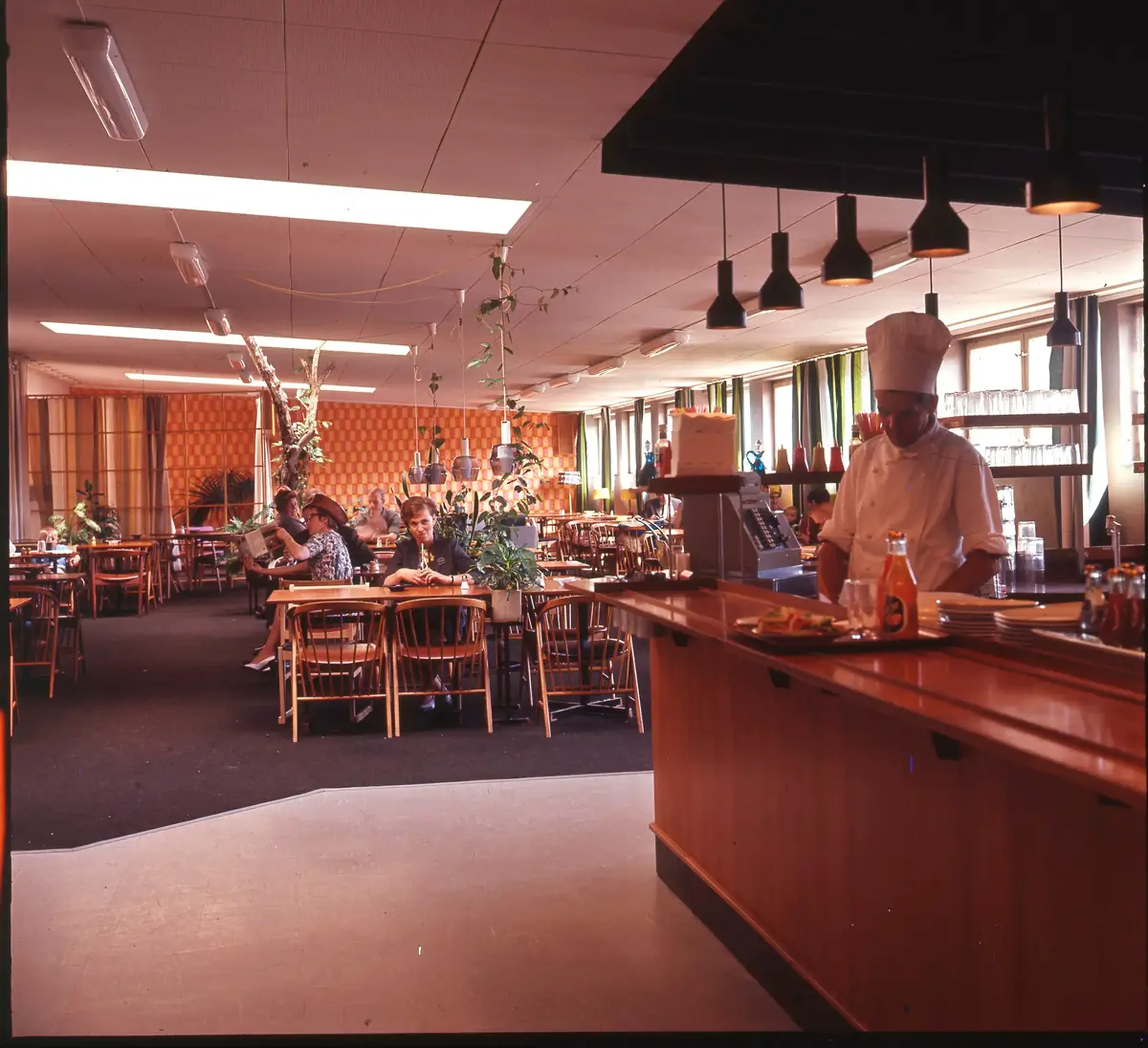 El primer restaurante Ikea en Älmhult, 1960.