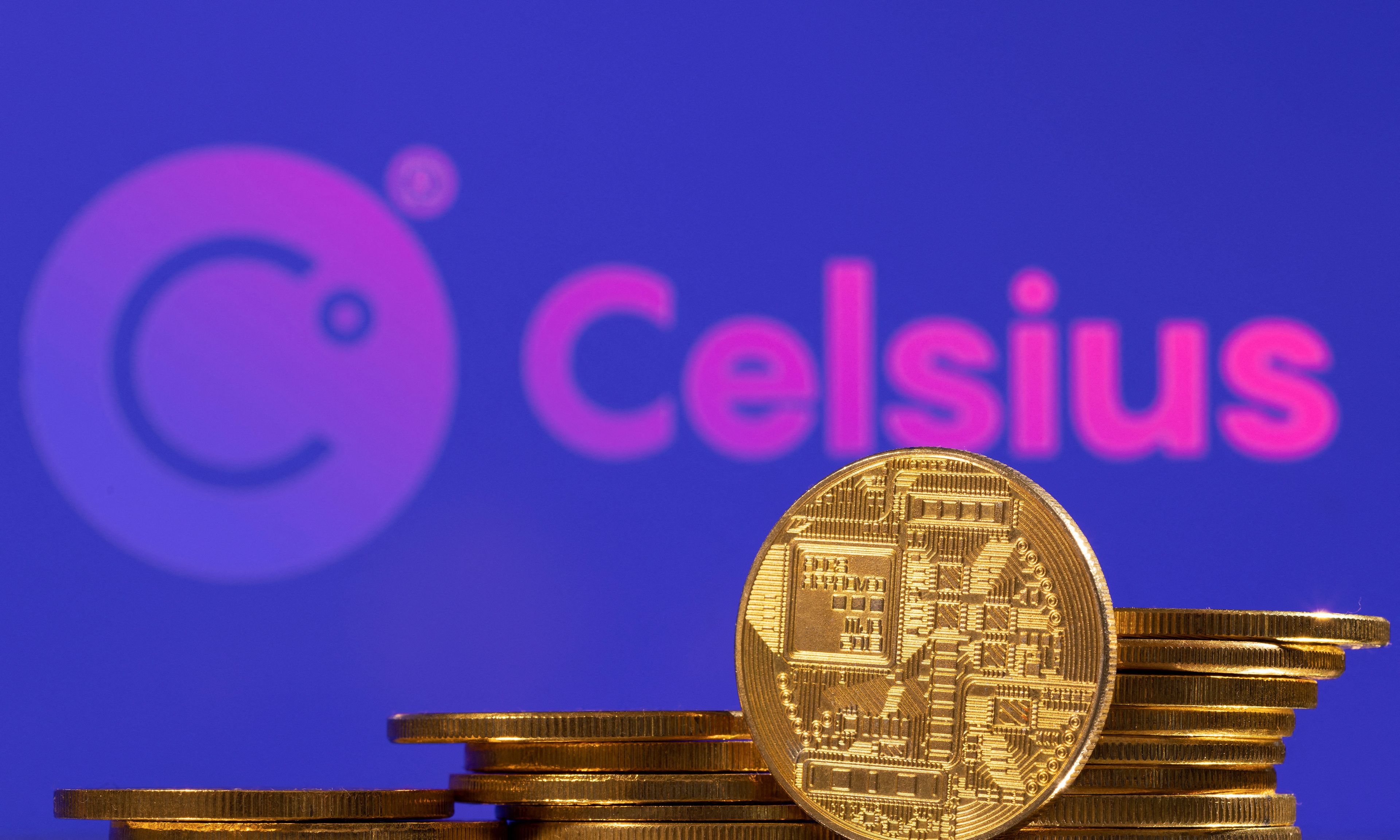 Ilustración con el logo de Celsius y varias monedas.