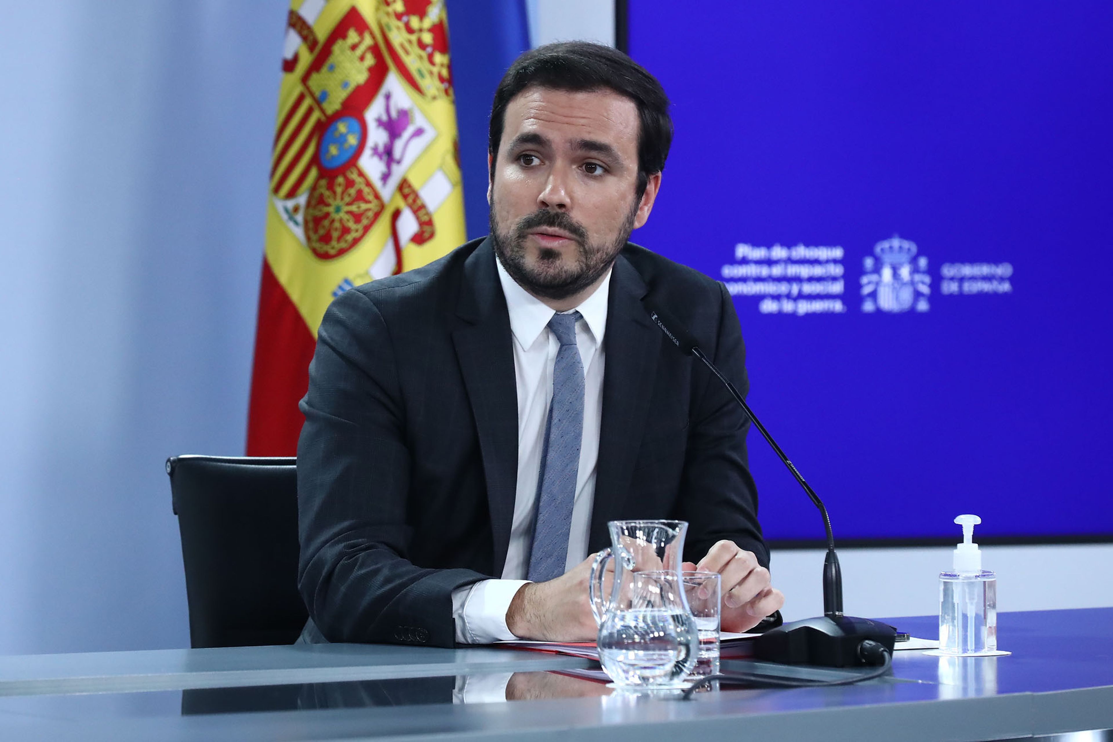 El ministro de Consumo, Alberto Garzón, durante una rueda de prensa en La Moncloa
