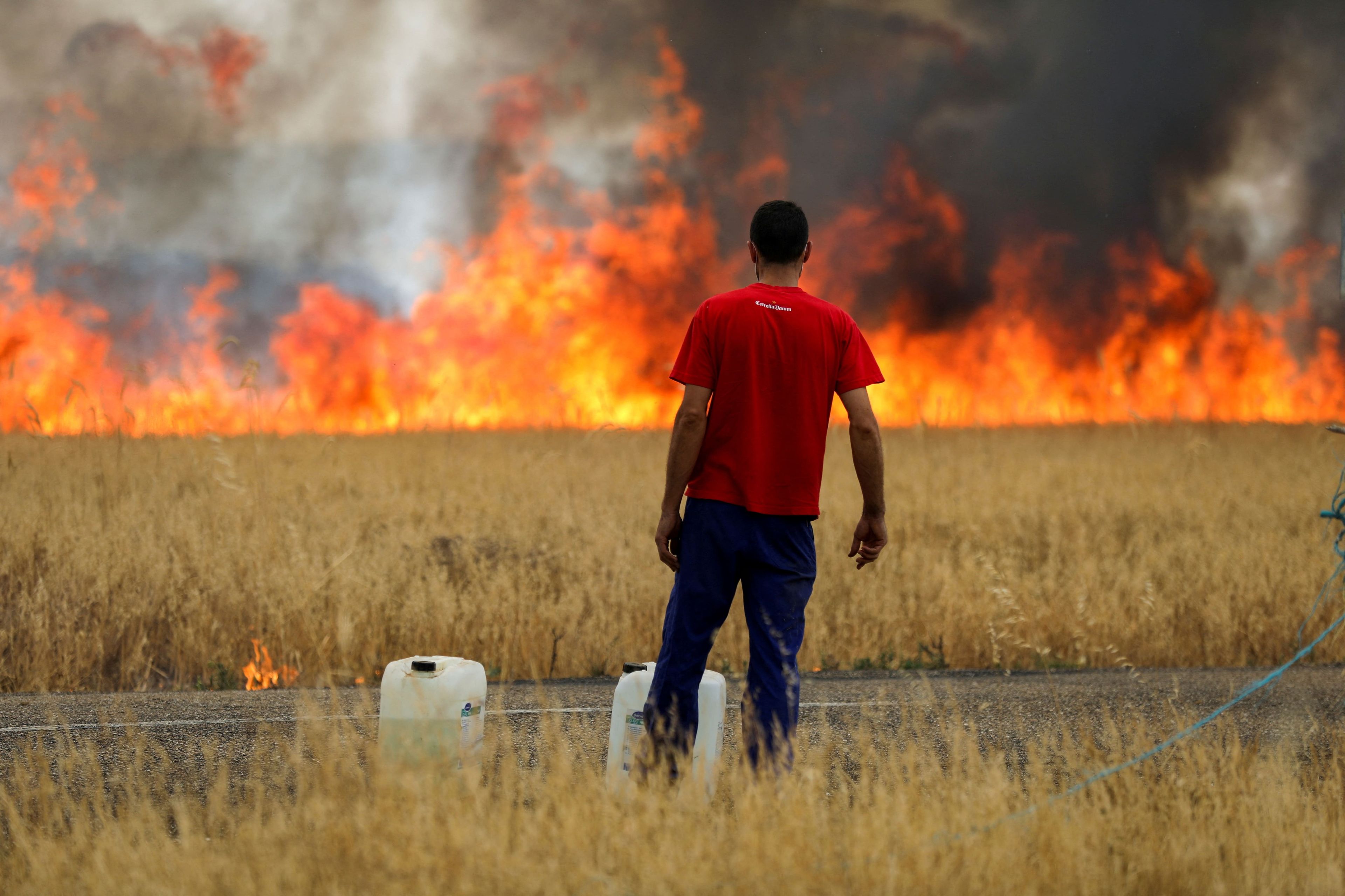 Incendio forestal el 18 de julio en Tabara hace estragos mientras España experimenta su segunda ola de calor del año.