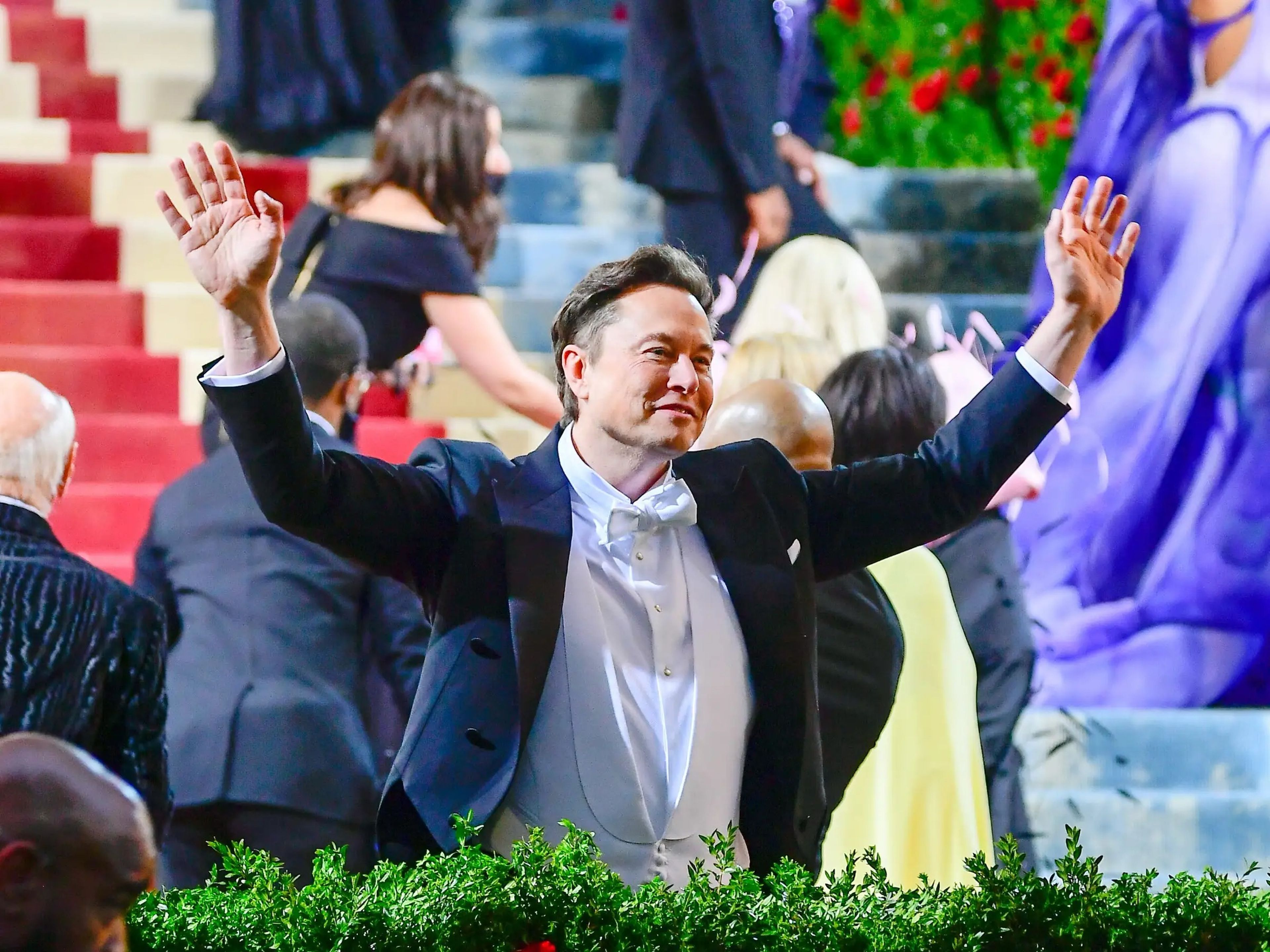 Elon Musk en la Met Gala de Nueva York.