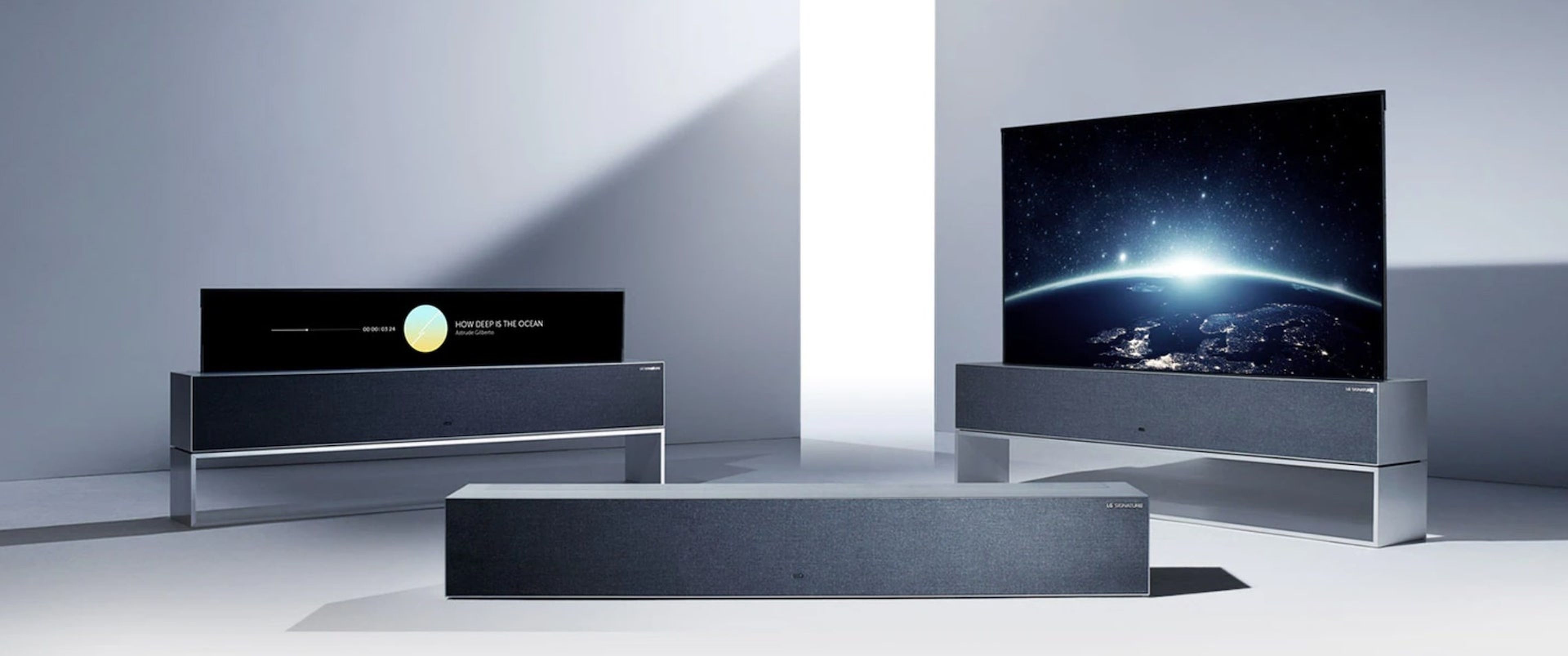 LG Signature OLED TV R, televisor enrollable de LG, que se puso a la venta en 2020 por 87.000 dólares.