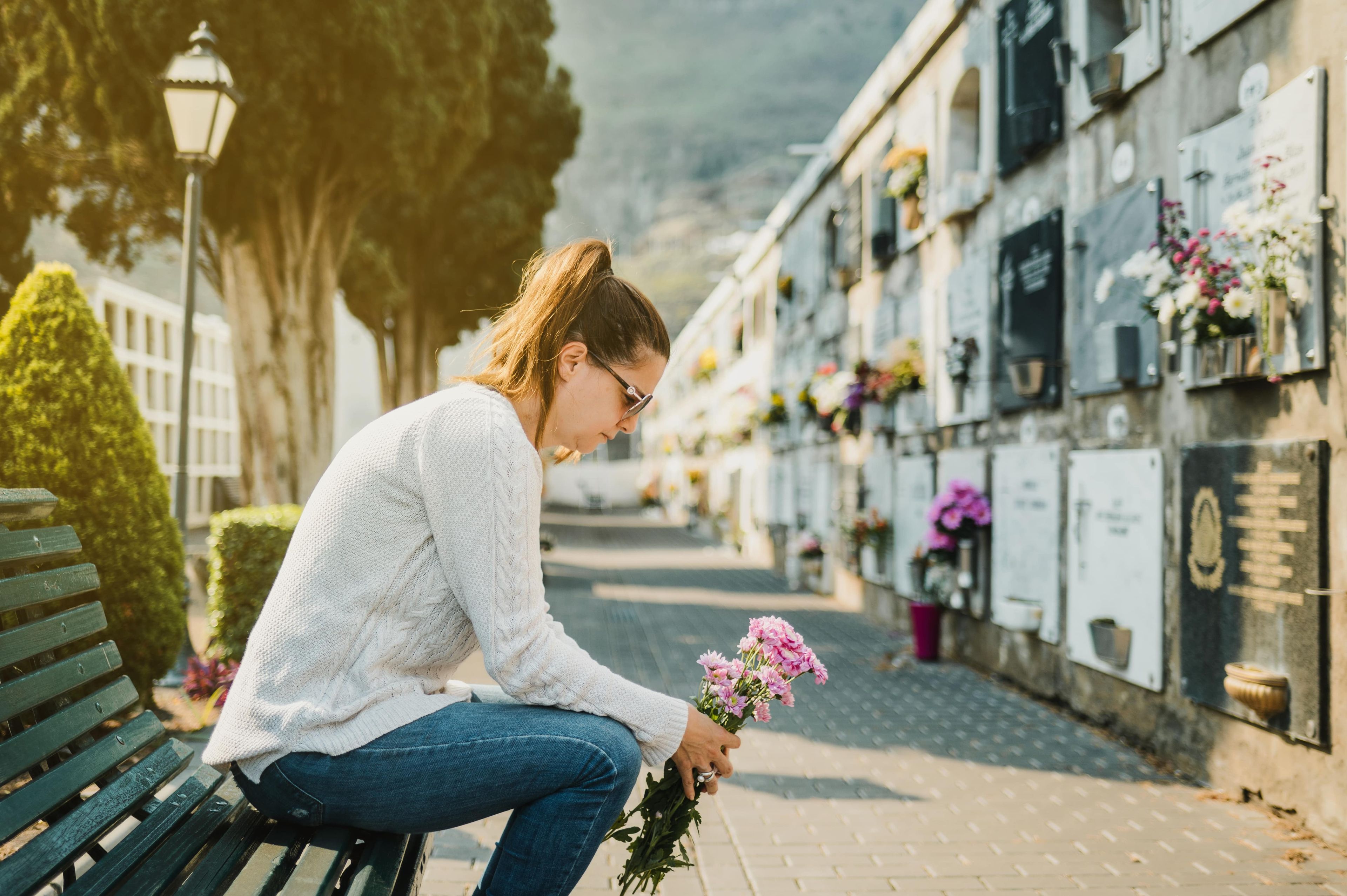 Qué significa soñar con un familiar fallecido? | Business Insider España
