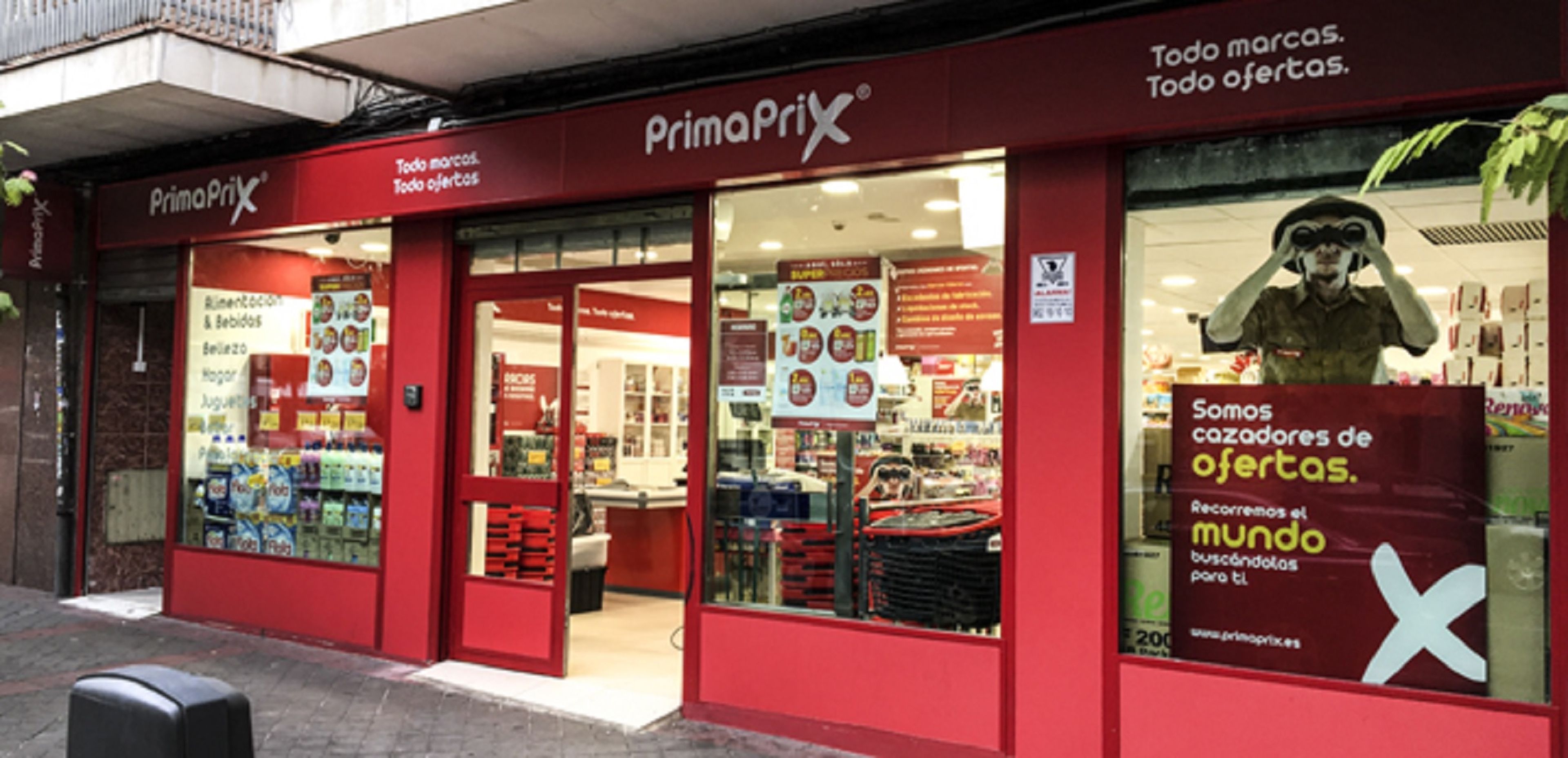 La entrada de una tienda de Primaprix.