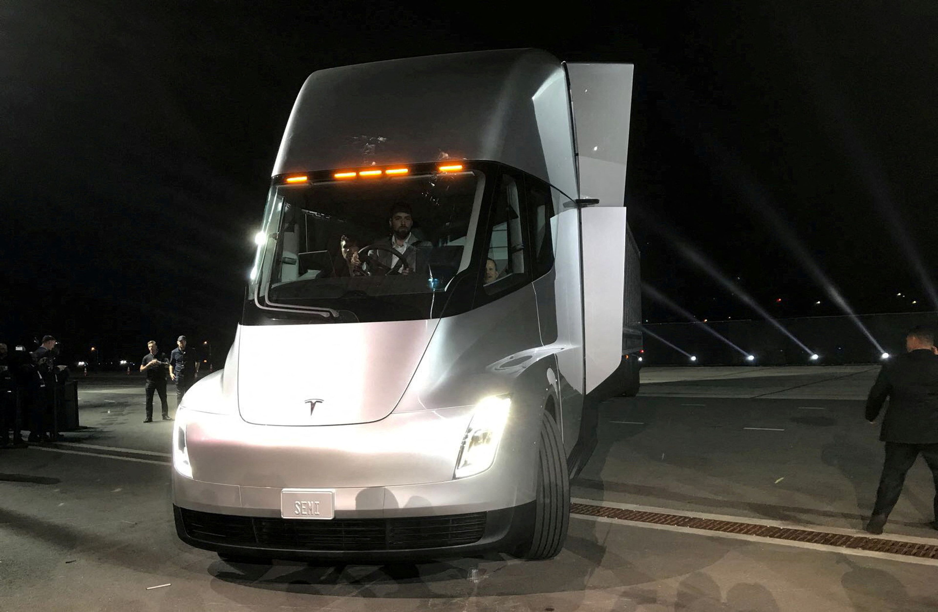 El nuevo camión eléctrico de Tesla.
