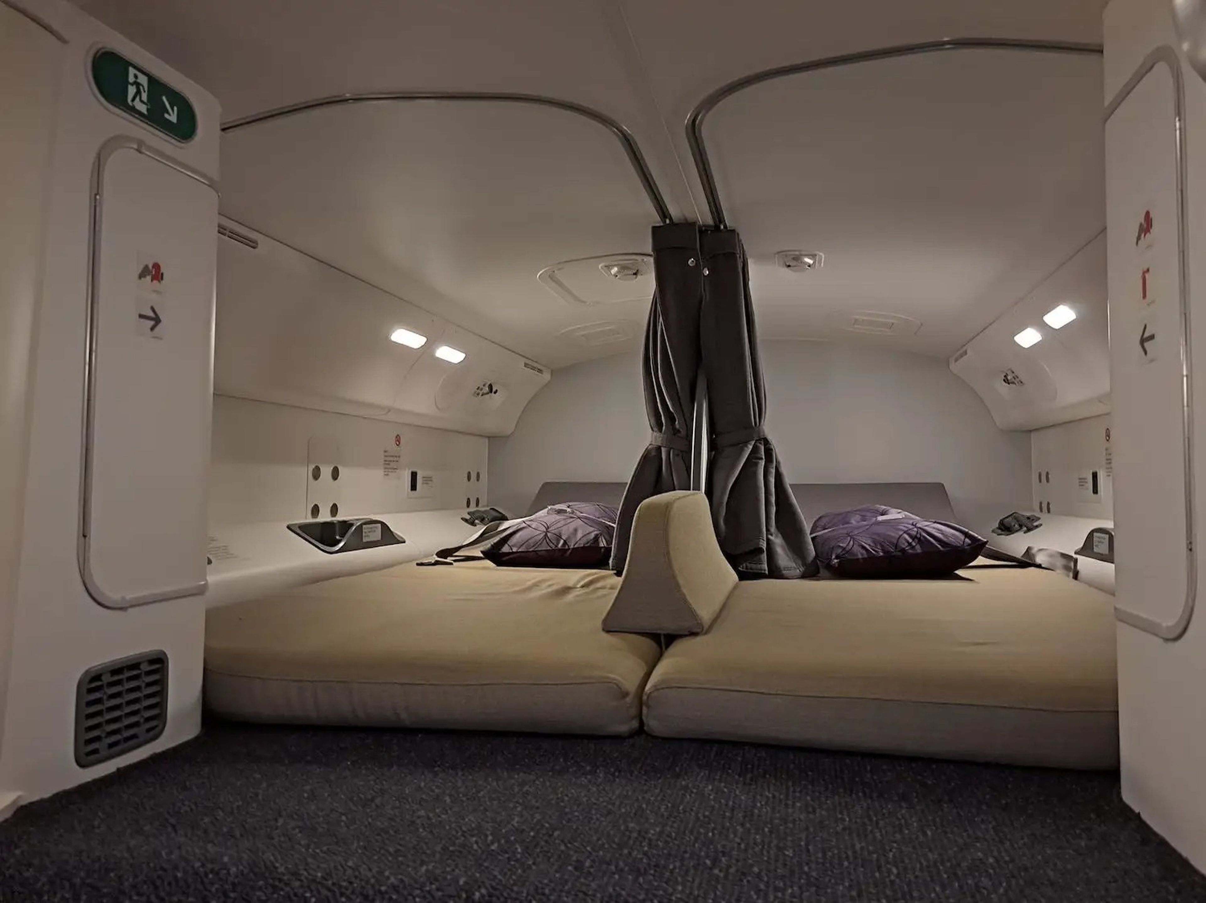 The pilot sleeping area on a Boeing 787-9