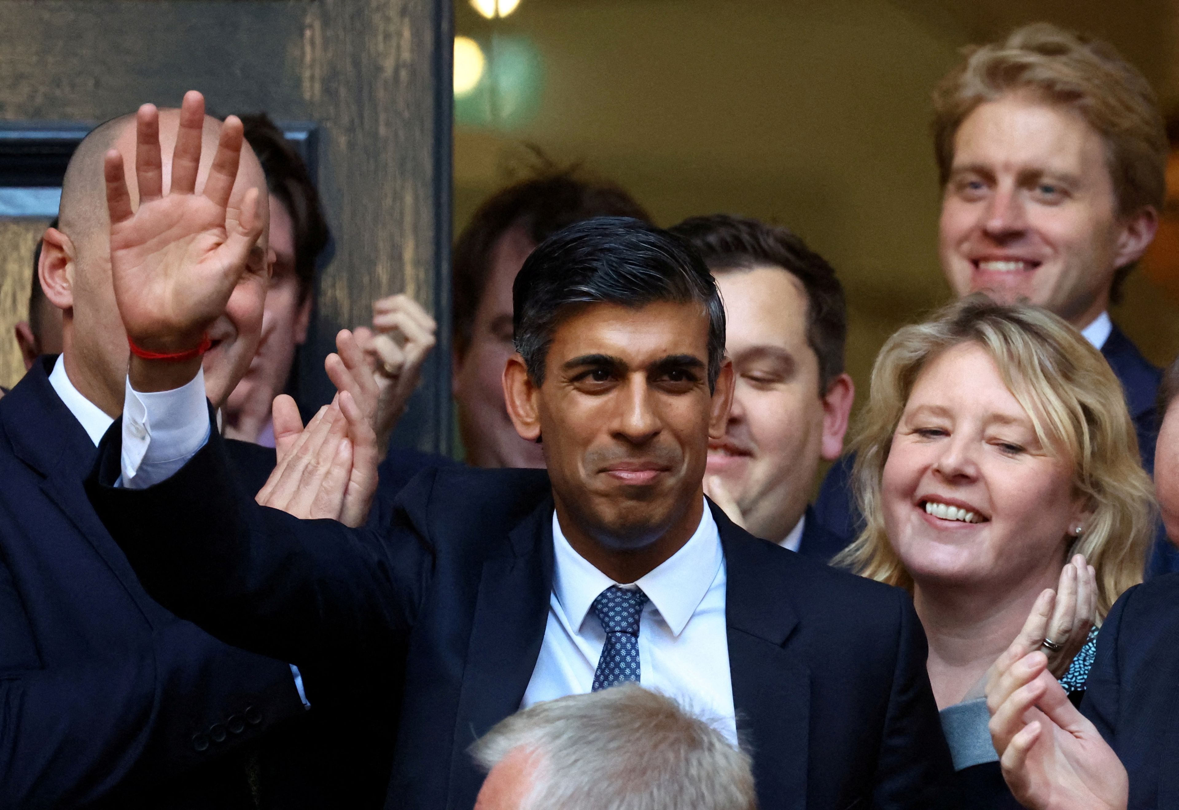 Rishi Sunak, nuevo líder del Partido Conservador británico, asumirá hoy el cargo de primer ministro del Reino Unido.