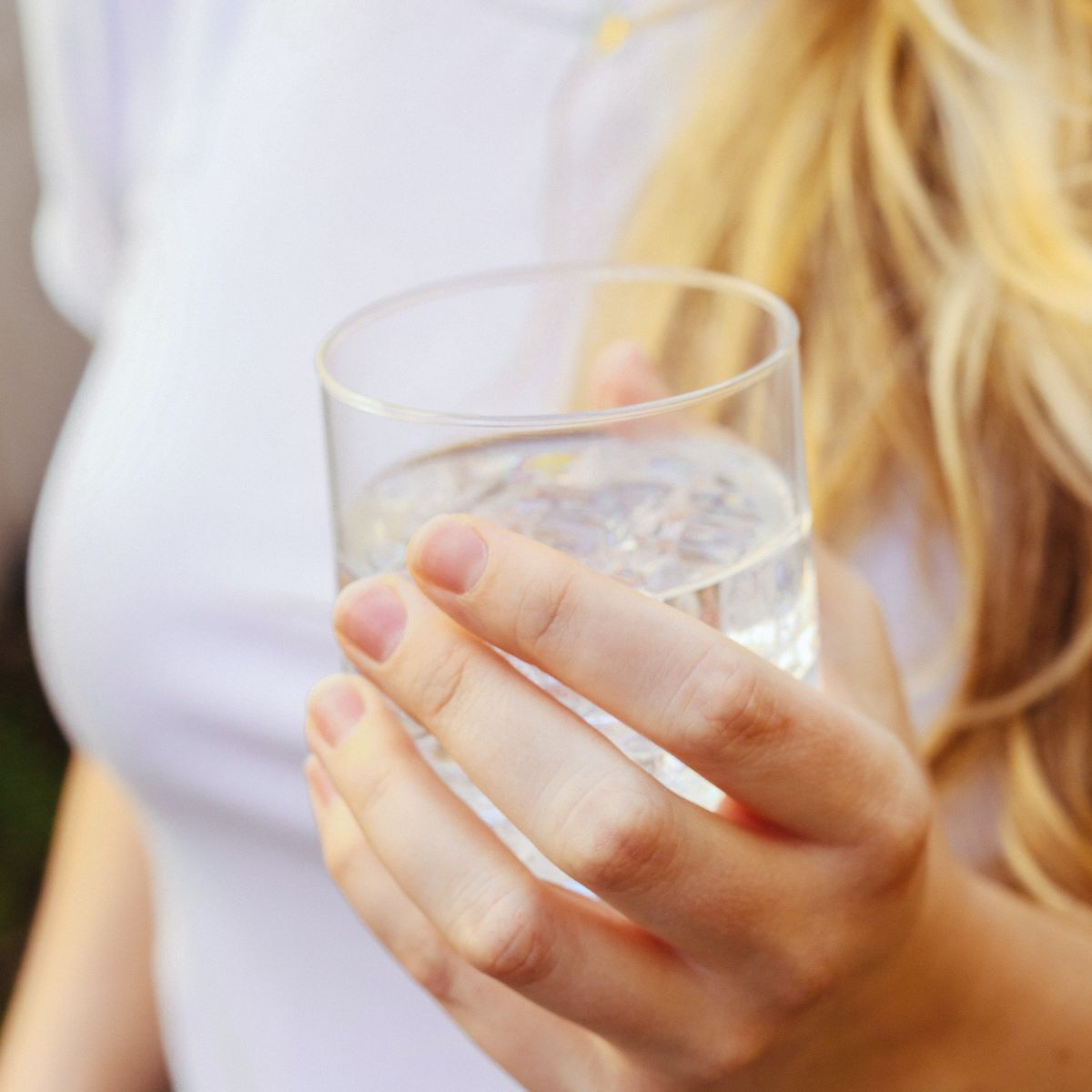 Cinco trucos de nutricionista para beber más agua