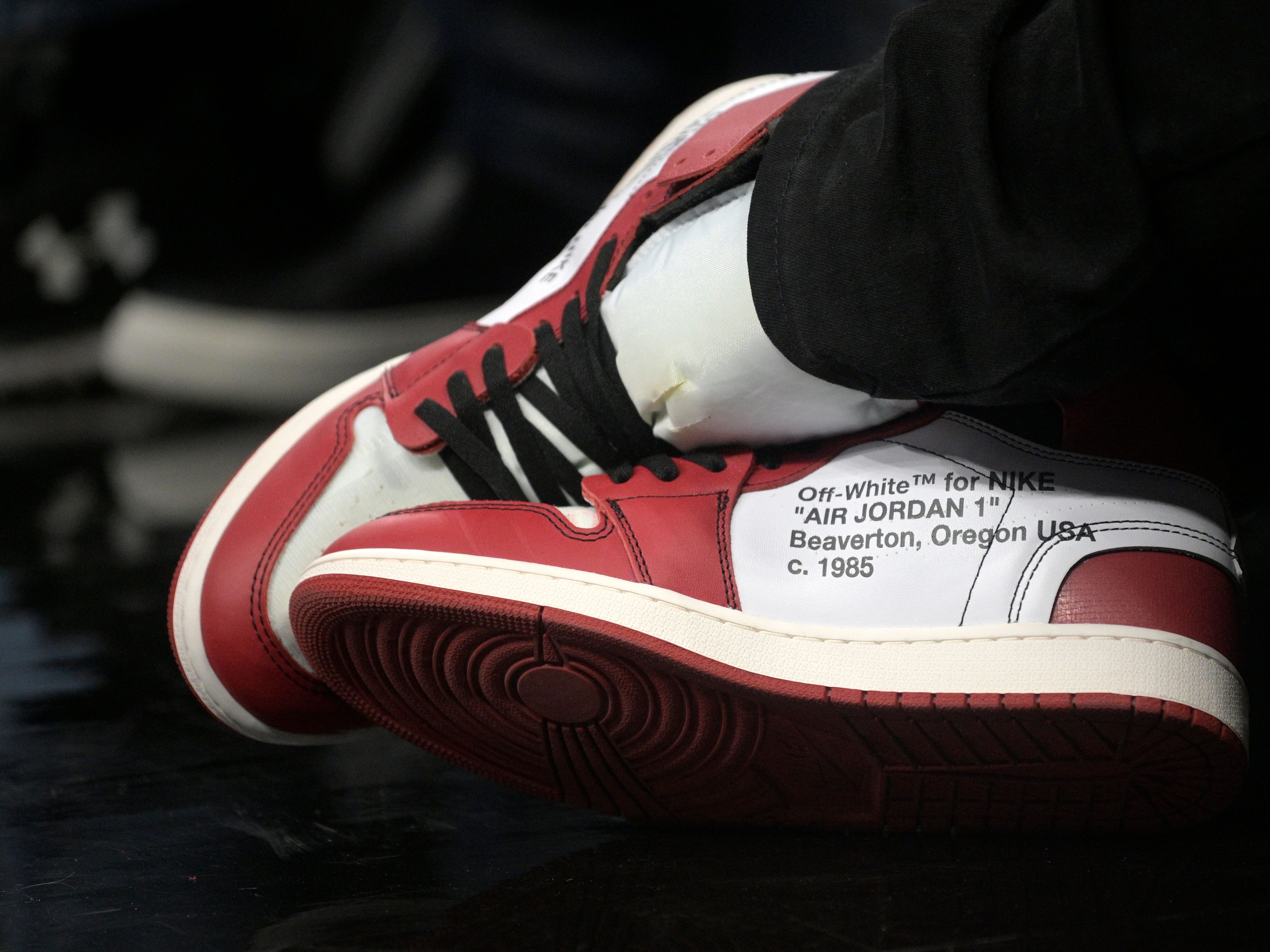Asombro tornillo invernadero La historia de las Air Jordan 1 de Nike, las zapatillas más cotizadas |  Business Insider España